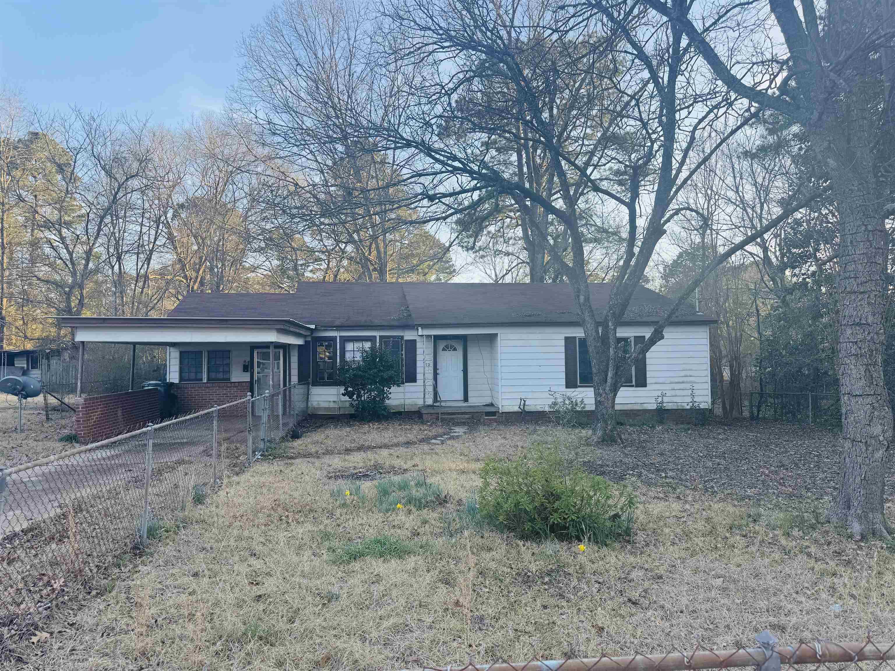 913 W Calhoun  Magnolia, AR