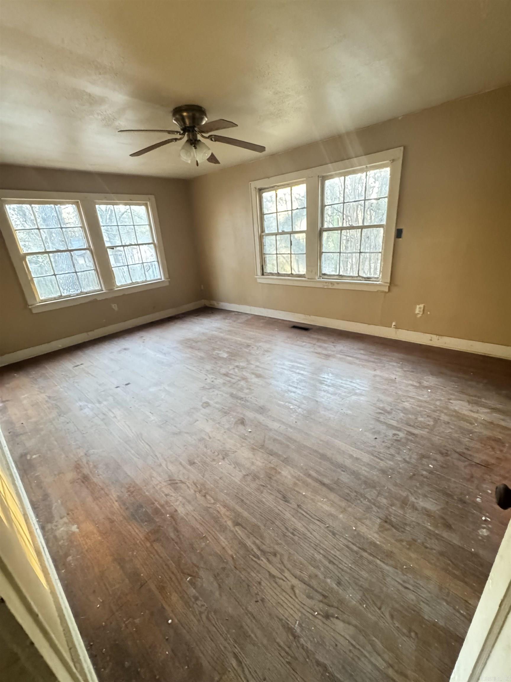 913 W Calhoun  Magnolia, AR