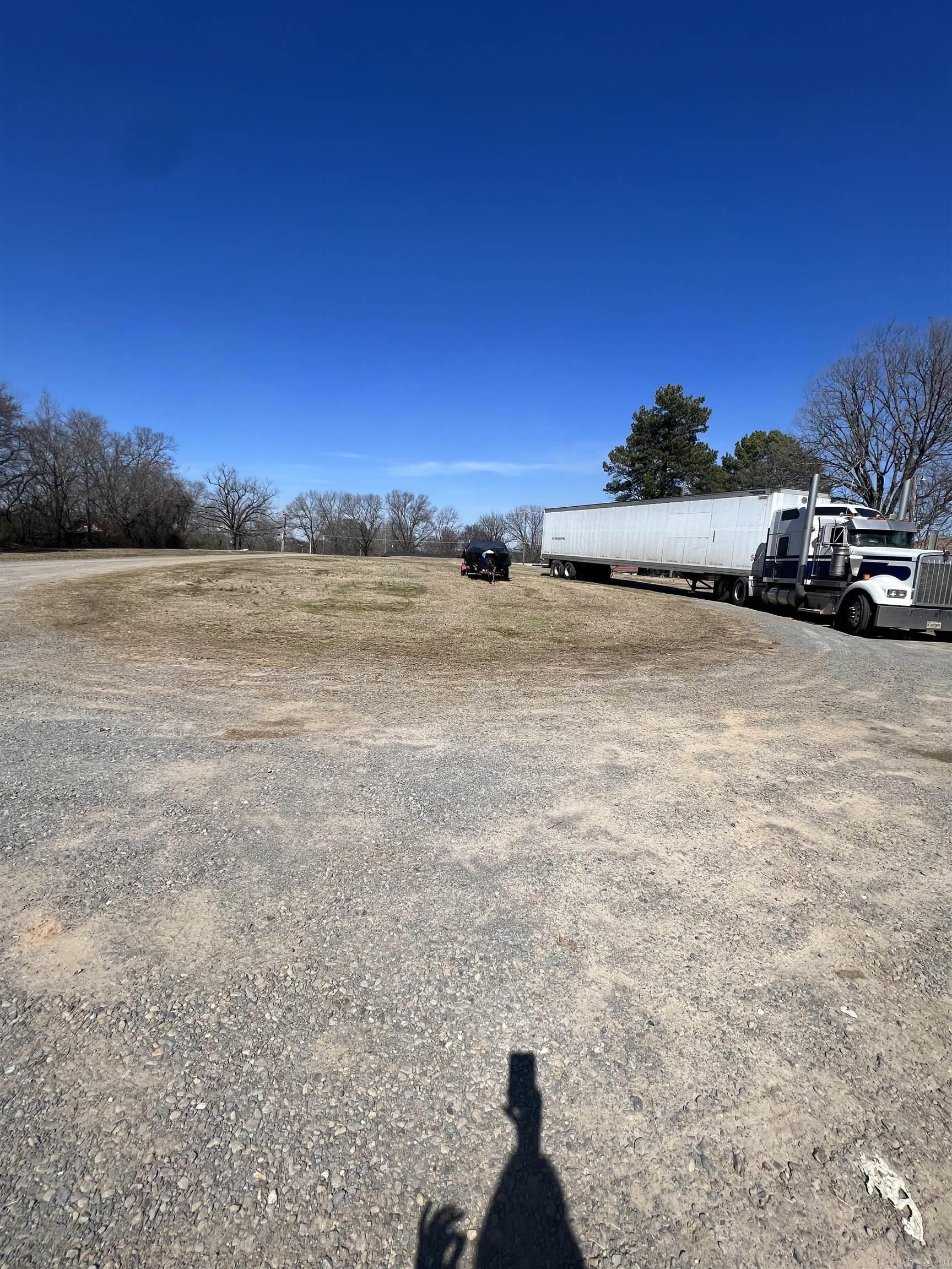 2209  Old Military  Jacksonville, AR