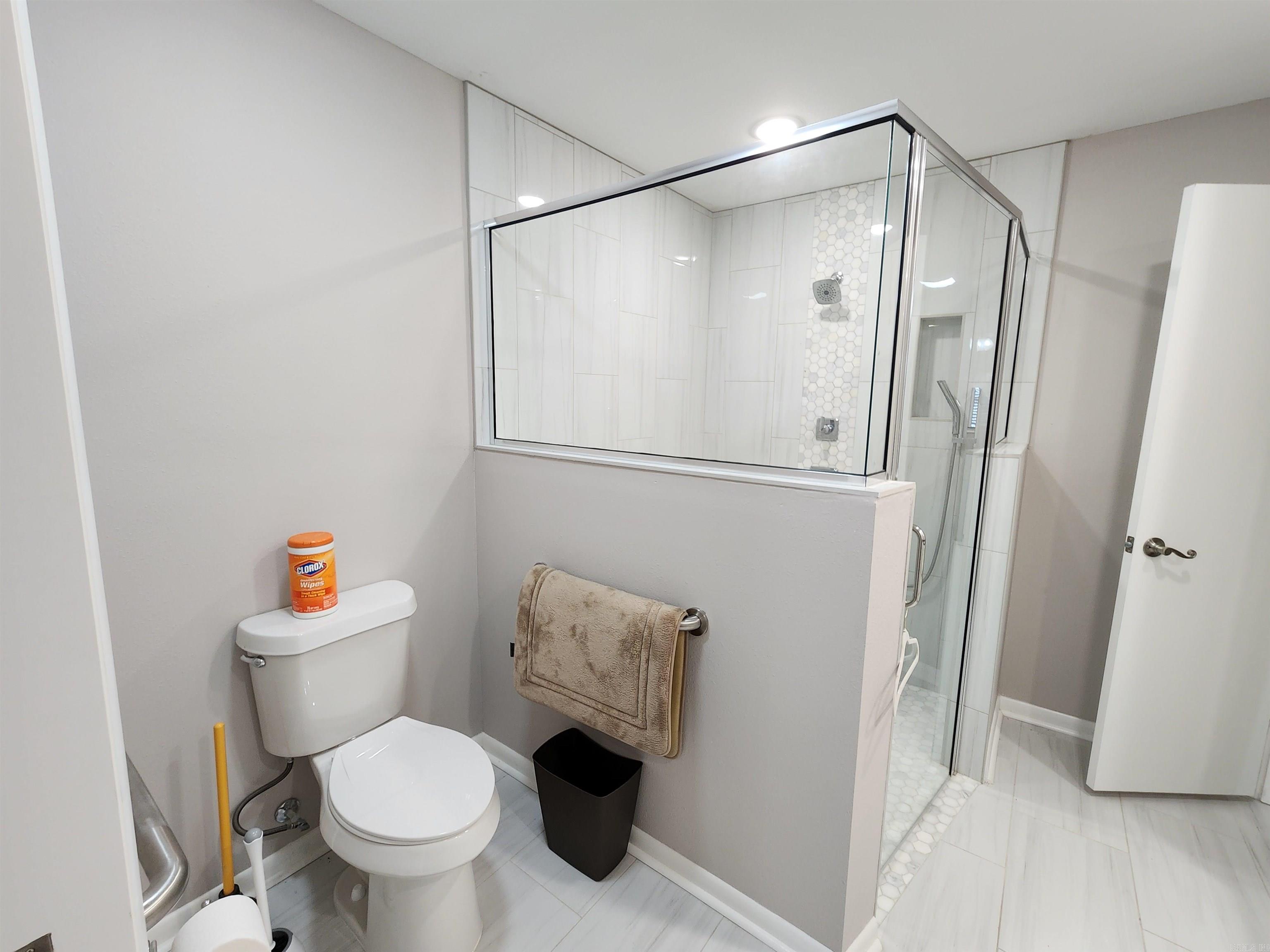 3 Desoto Circle North Little Rock, AR 72116