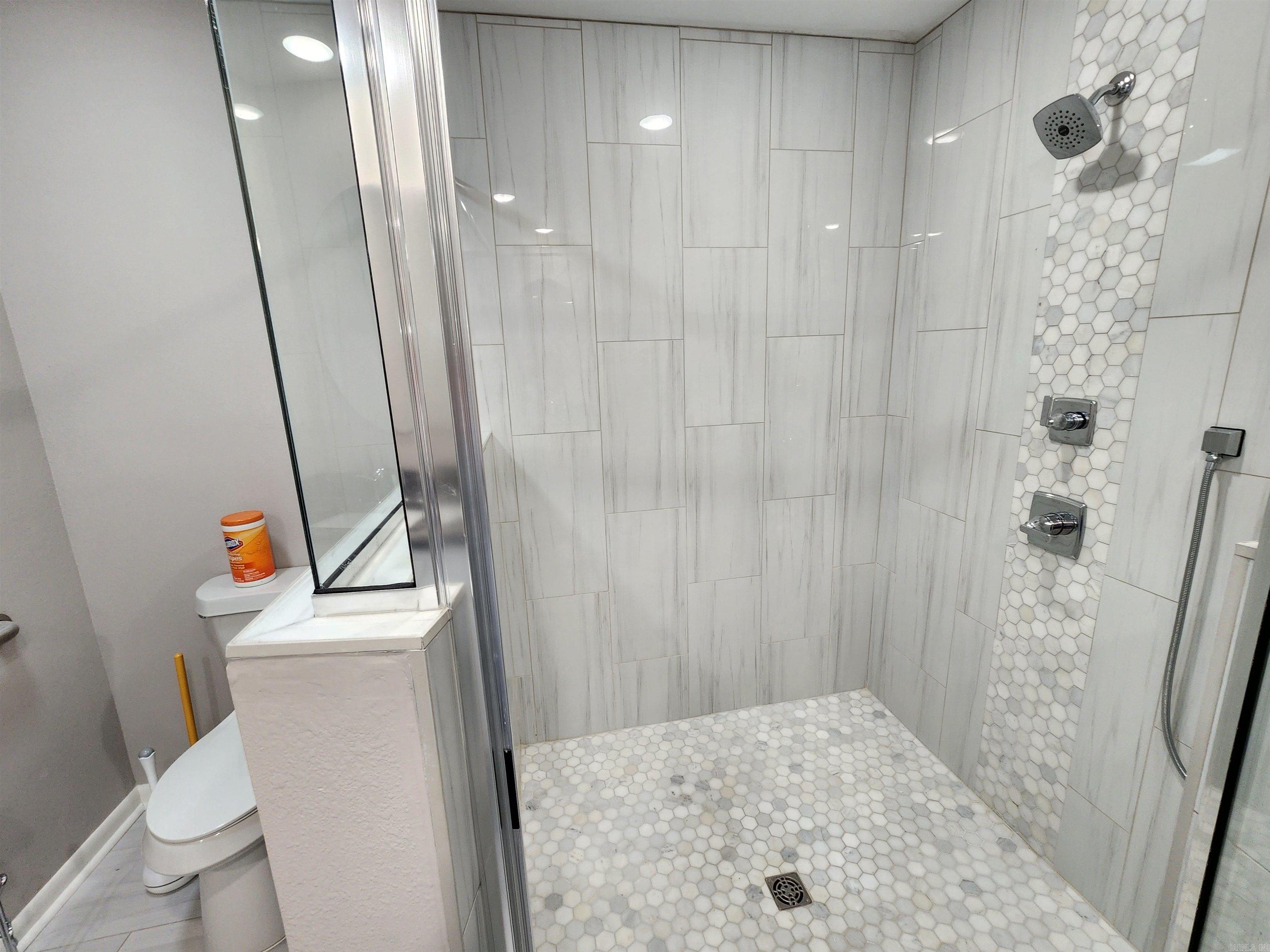 3 Desoto Circle North Little Rock, AR 72116