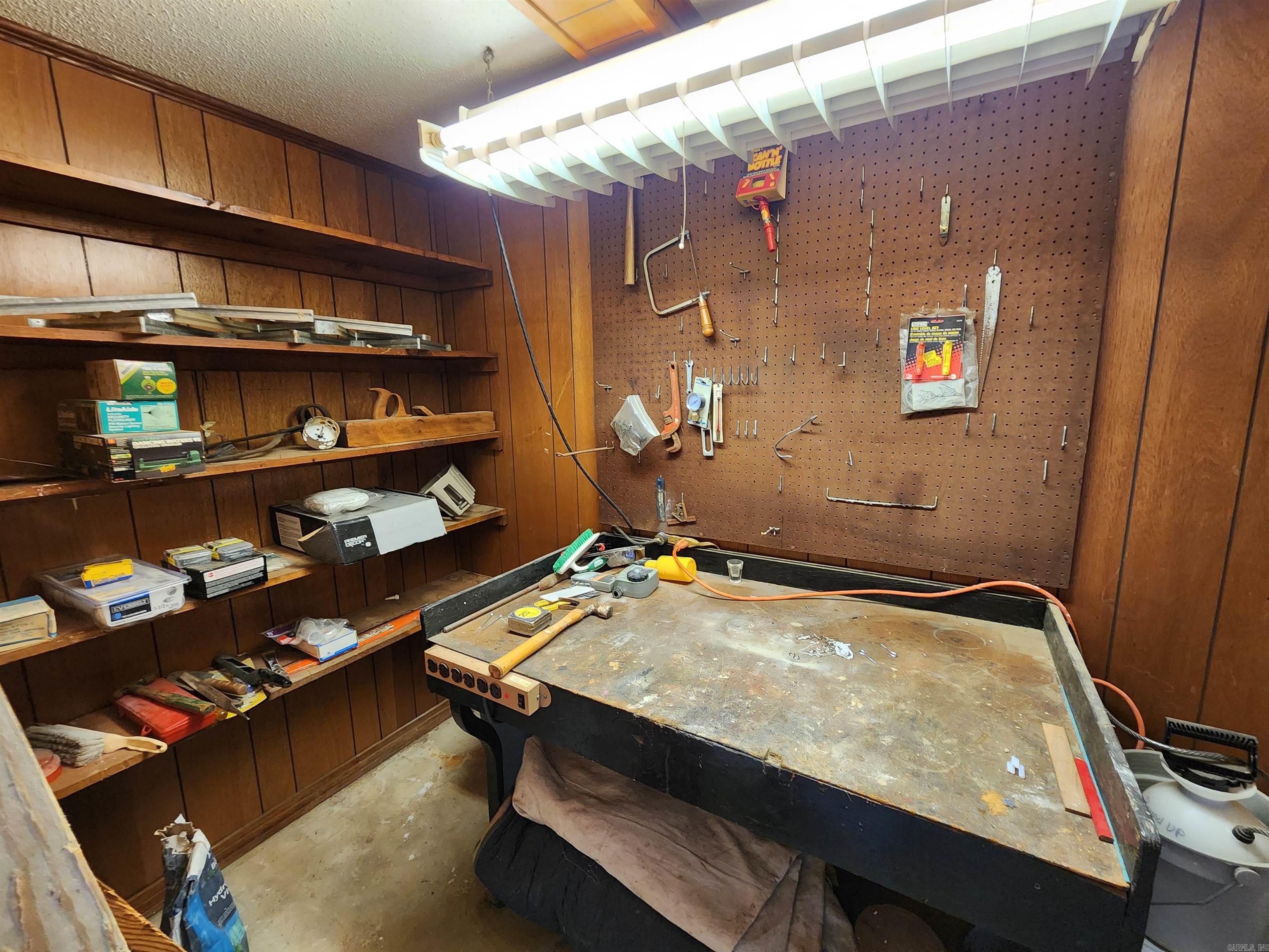 3 Desoto Circle North Little Rock, AR 72116