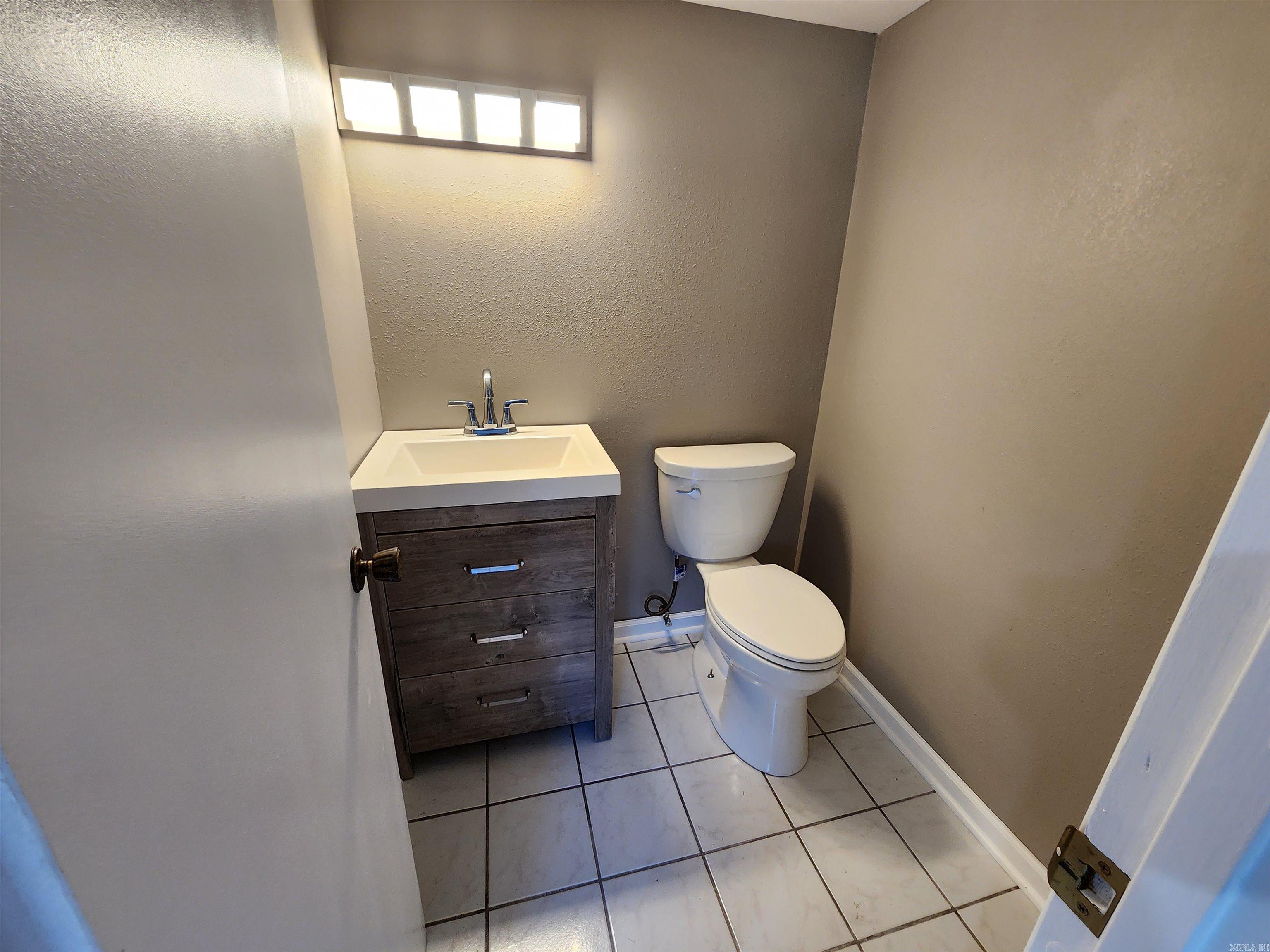 3 Desoto Circle North Little Rock, AR 72116