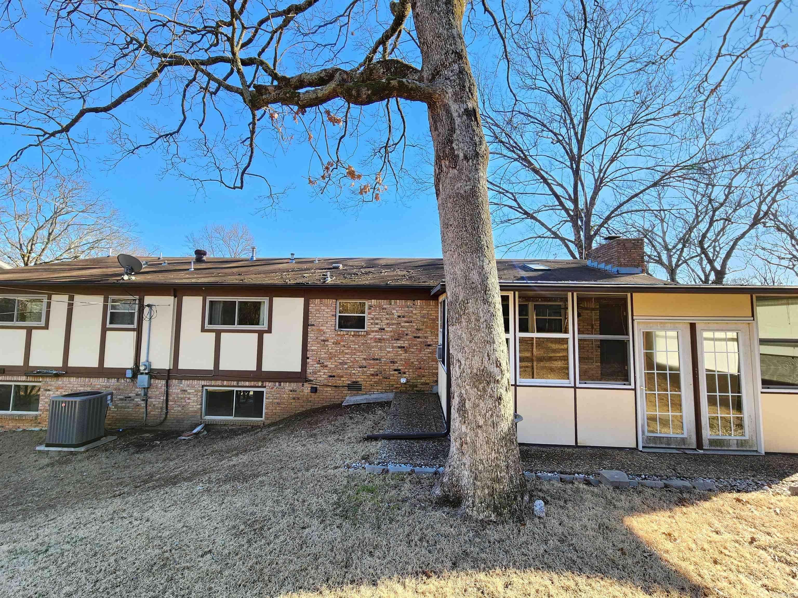 3 Desoto Circle North Little Rock, AR 72116