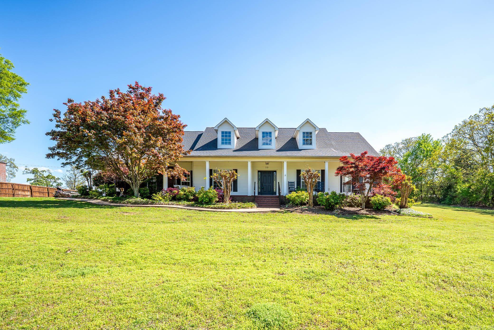 10  Hickory  Greenbrier, AR