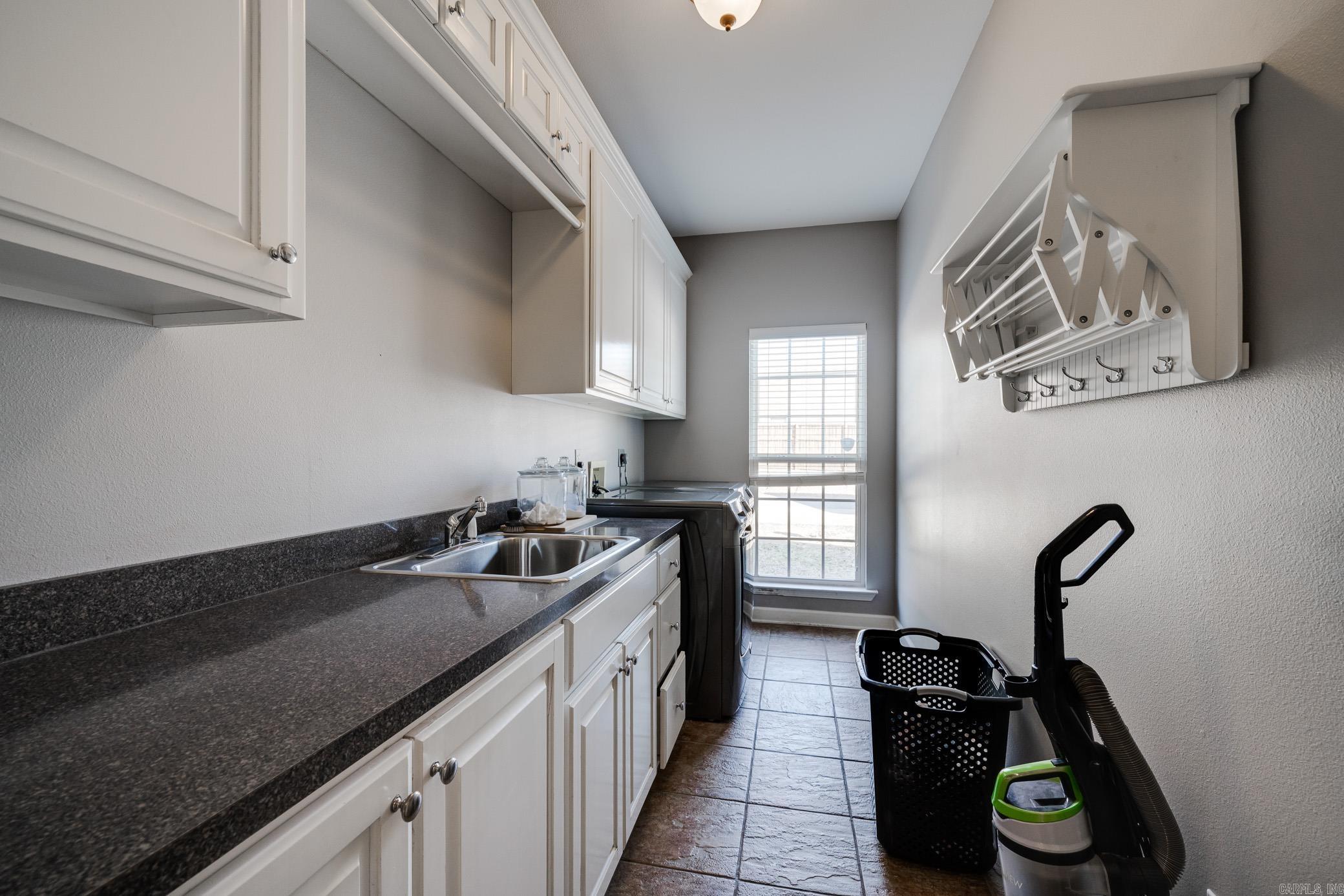 10  Hickory  Greenbrier, AR