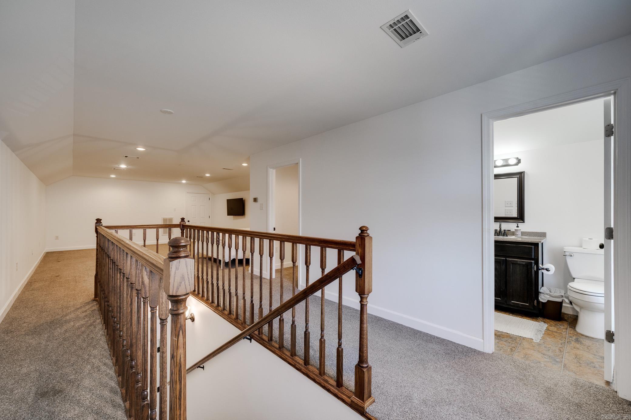 10  Hickory  Greenbrier, AR