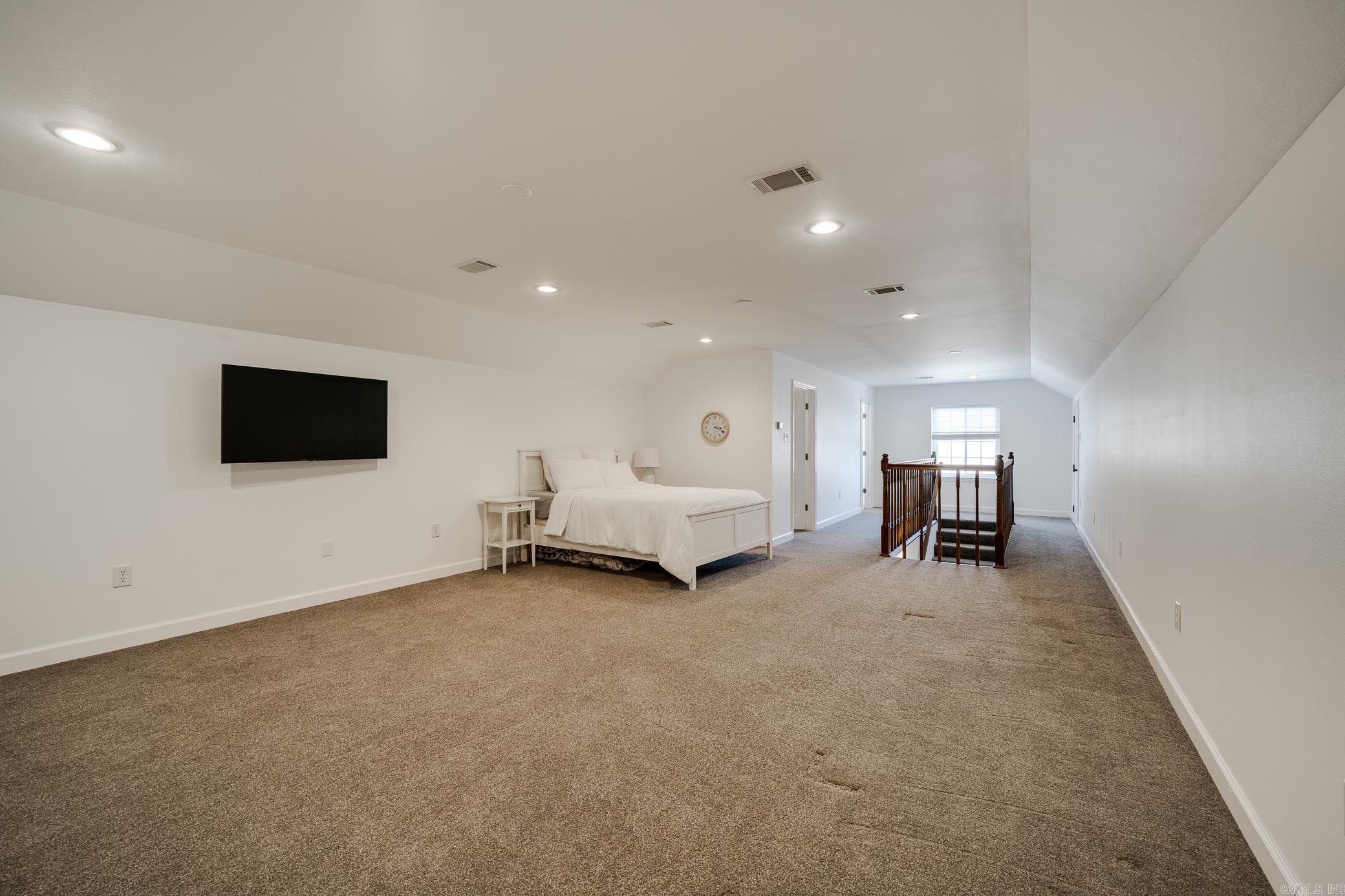 10  Hickory  Greenbrier, AR