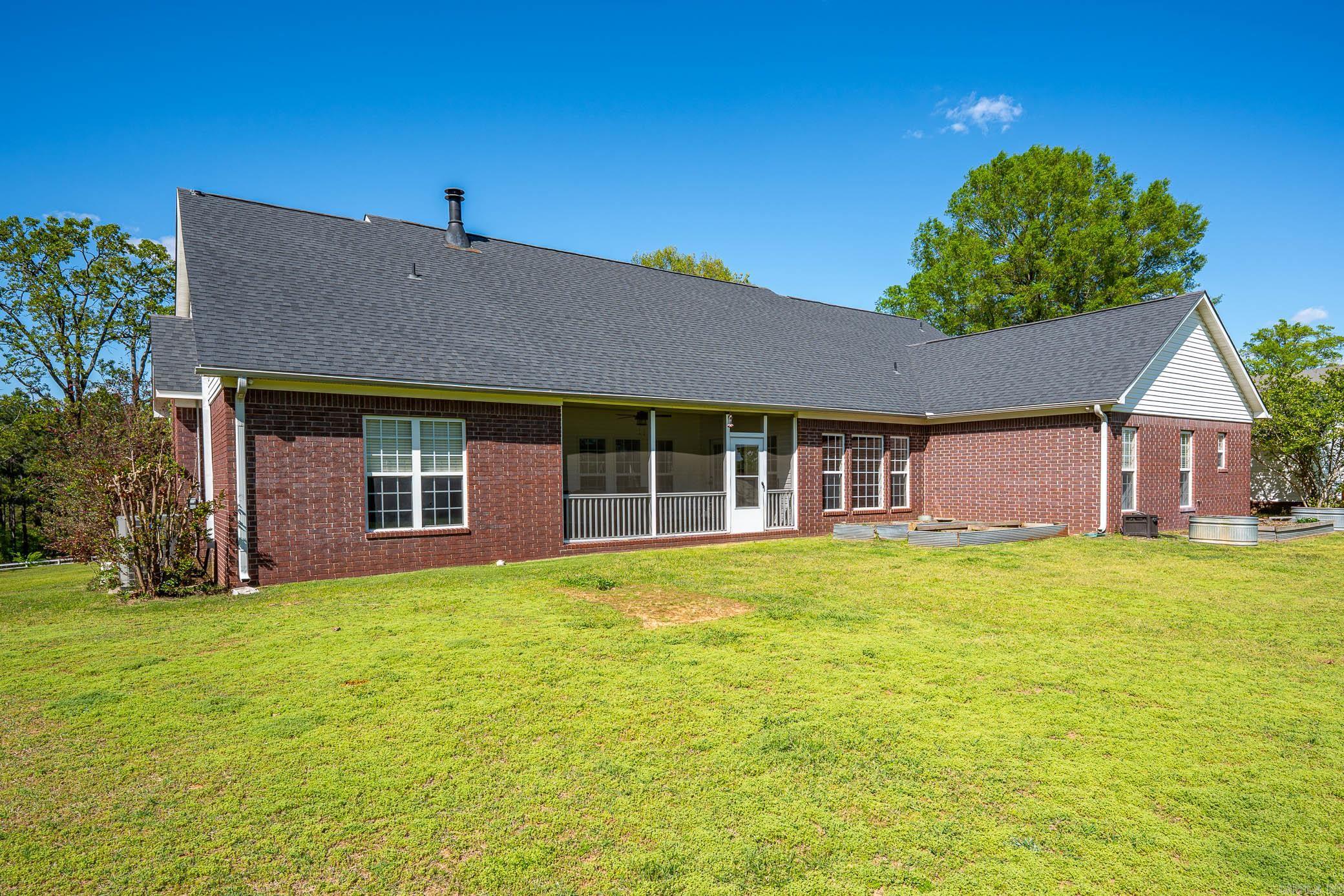 10  Hickory  Greenbrier, AR