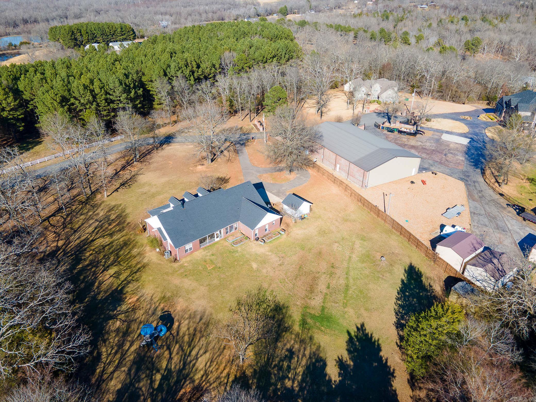 10  Hickory  Greenbrier, AR