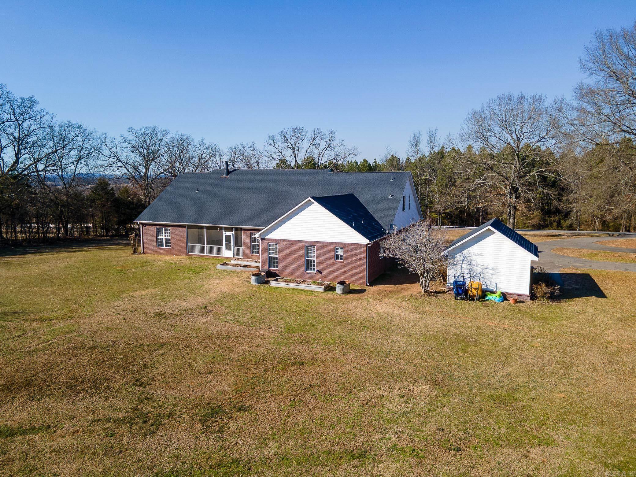 10  Hickory  Greenbrier, AR