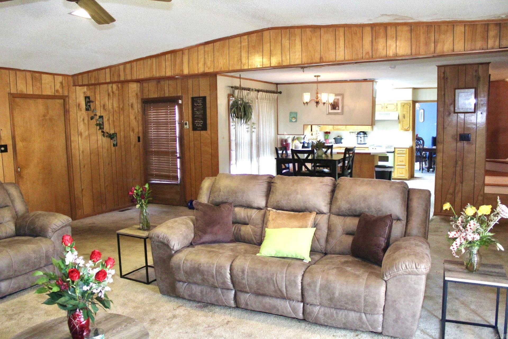 2300  Forest Knoll  Pine Bluff, AR