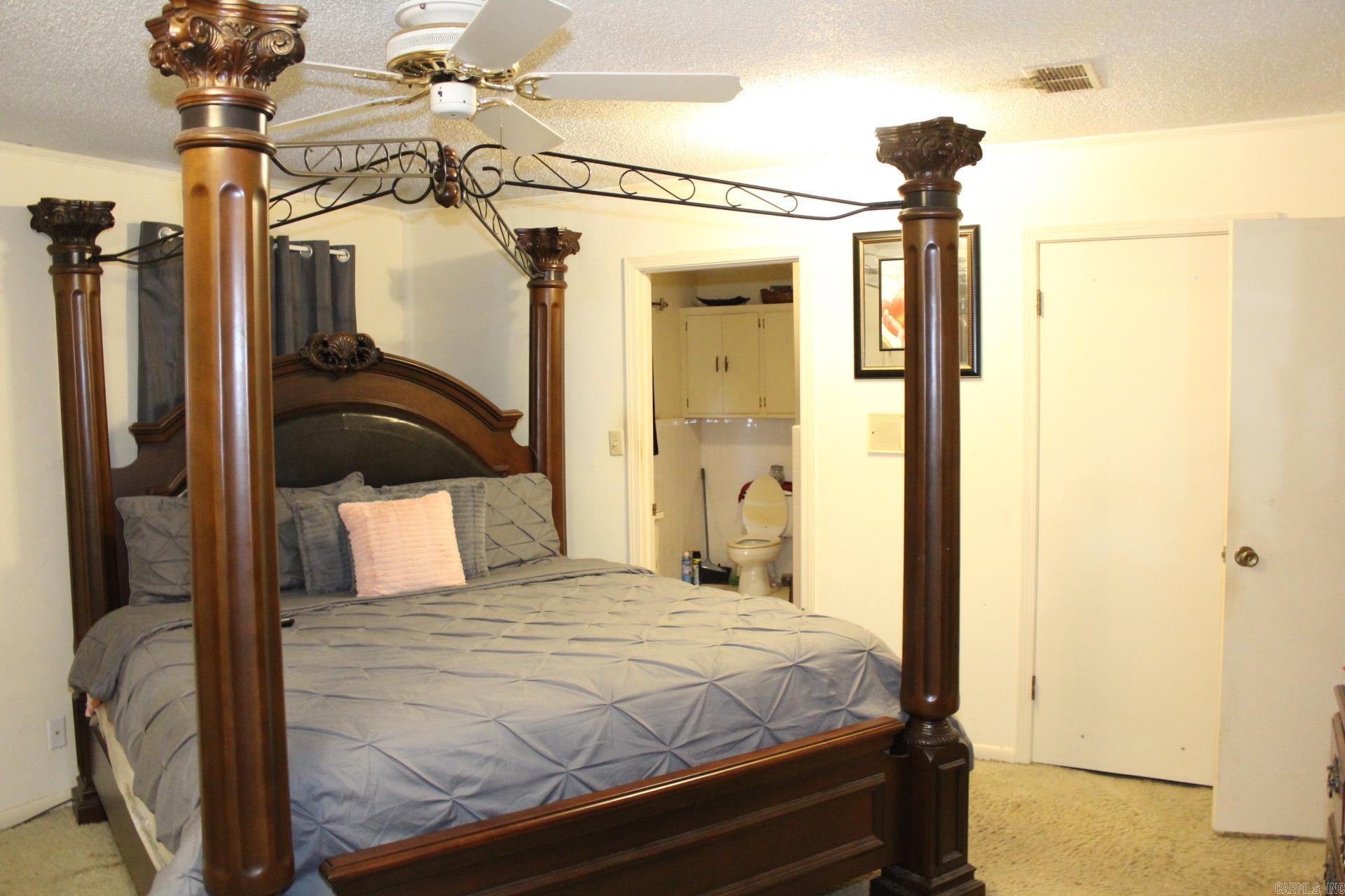 2300  Forest Knoll  Pine Bluff, AR