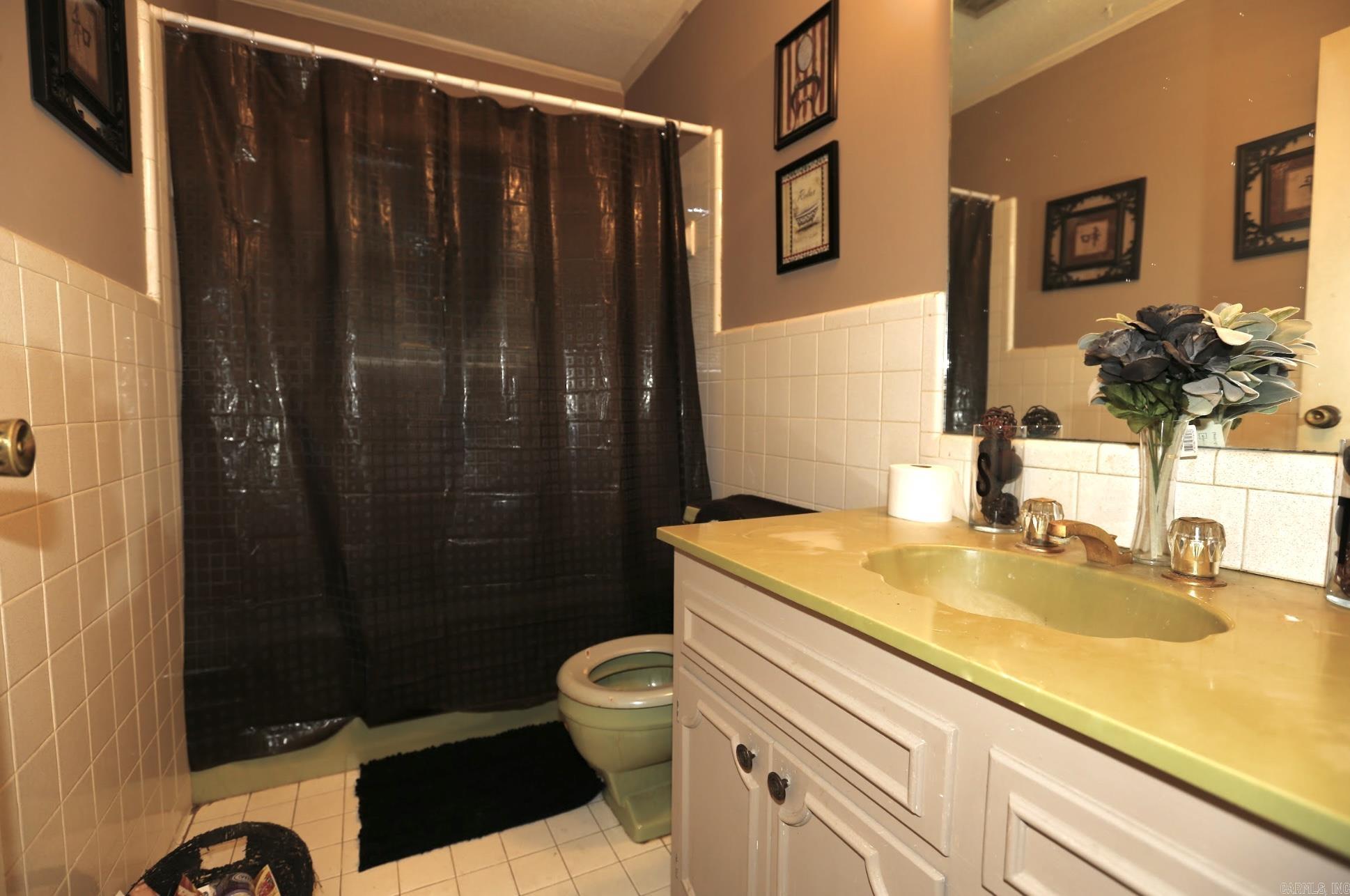 2300  Forest Knoll  Pine Bluff, AR