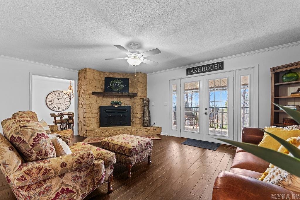 107 Hillside Dr Fairfield Bay, AR 72088