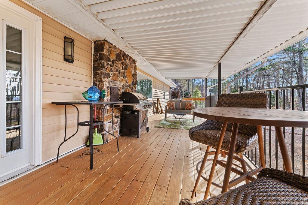 107 Hillside Dr Fairfield Bay, AR 72088