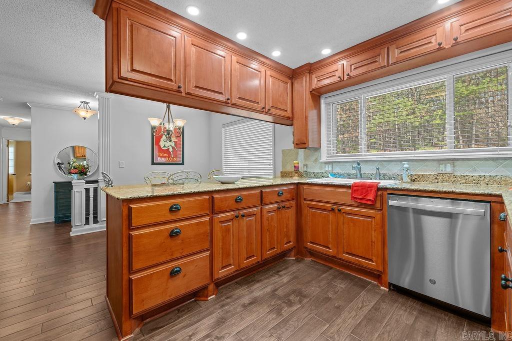 107 Hillside Dr Fairfield Bay, AR 72088