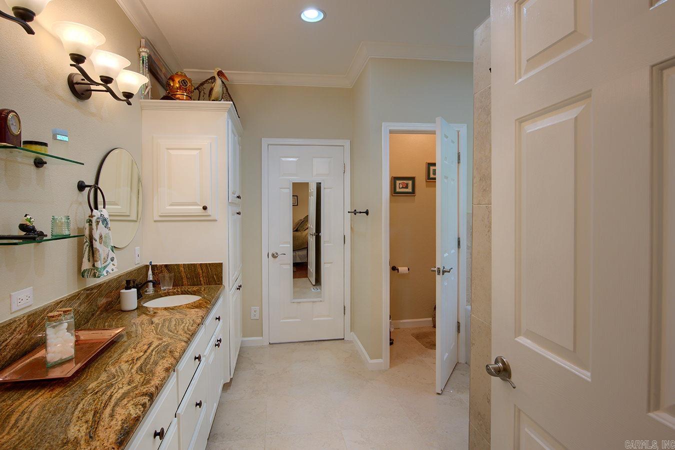 55 Zarpa Way Hot Springs Village, AR 71909