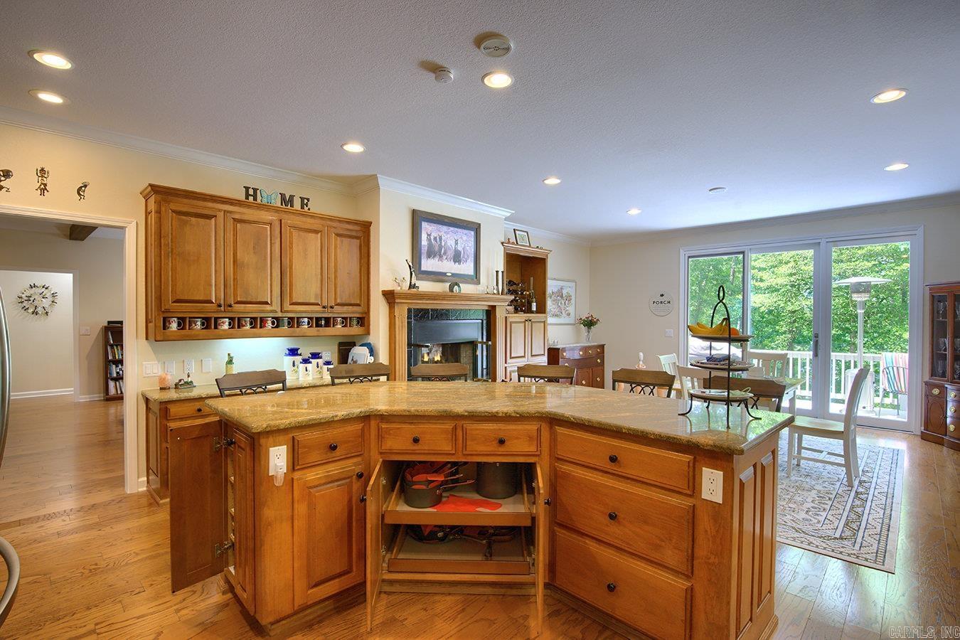 55 Zarpa Way Hot Springs Village, AR 71909