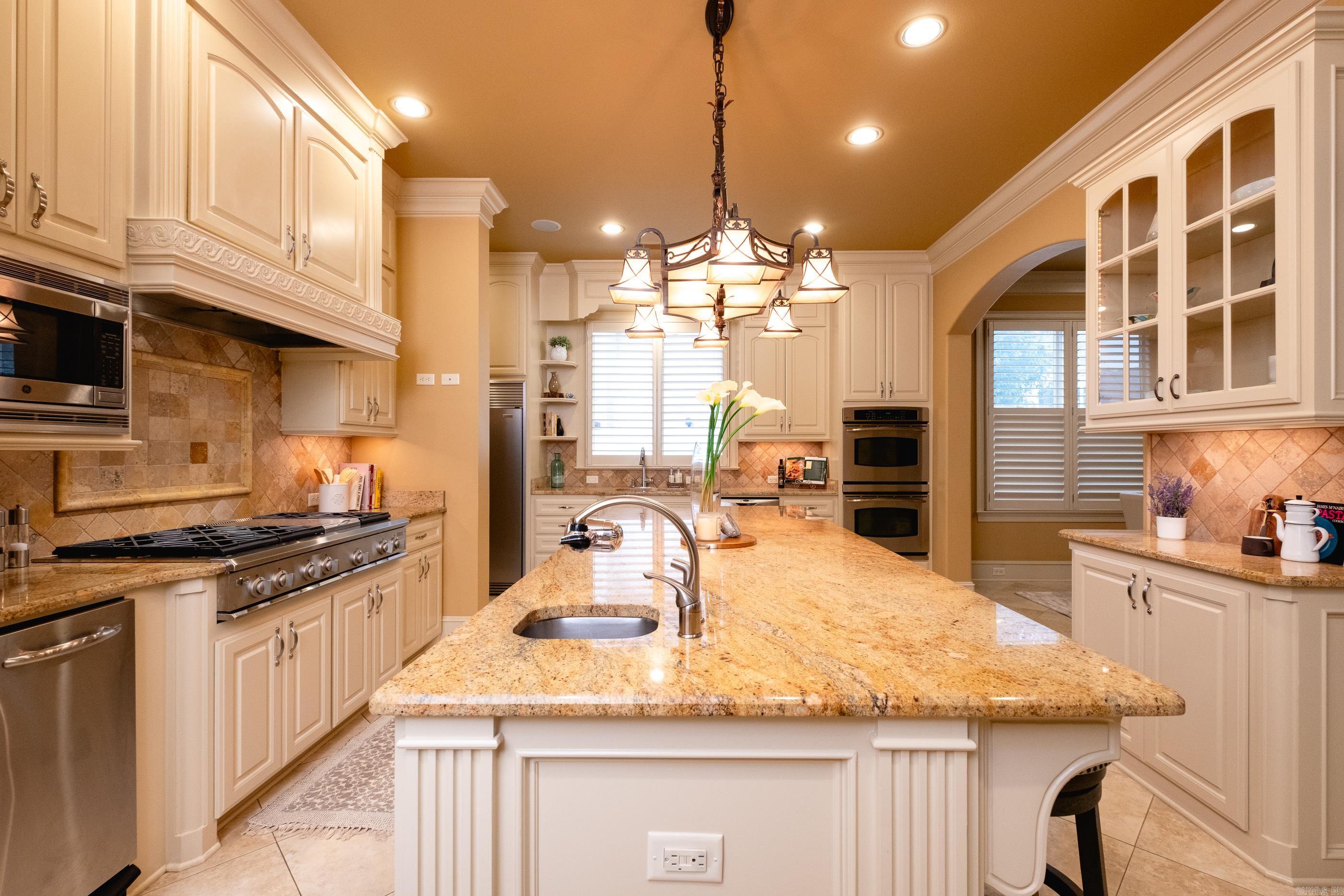 209  Deauville  Little Rock, AR