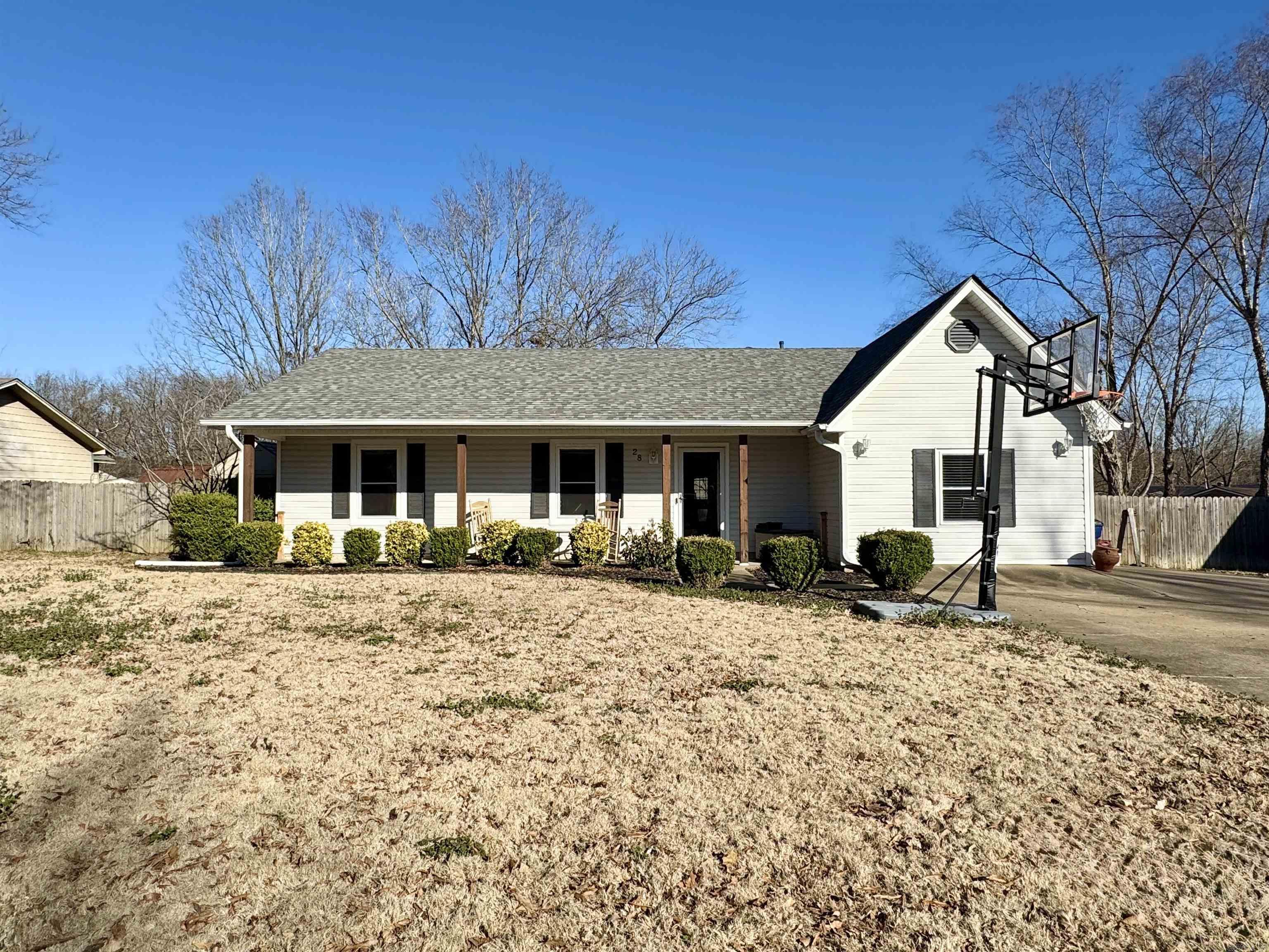 28 McArthur Drive