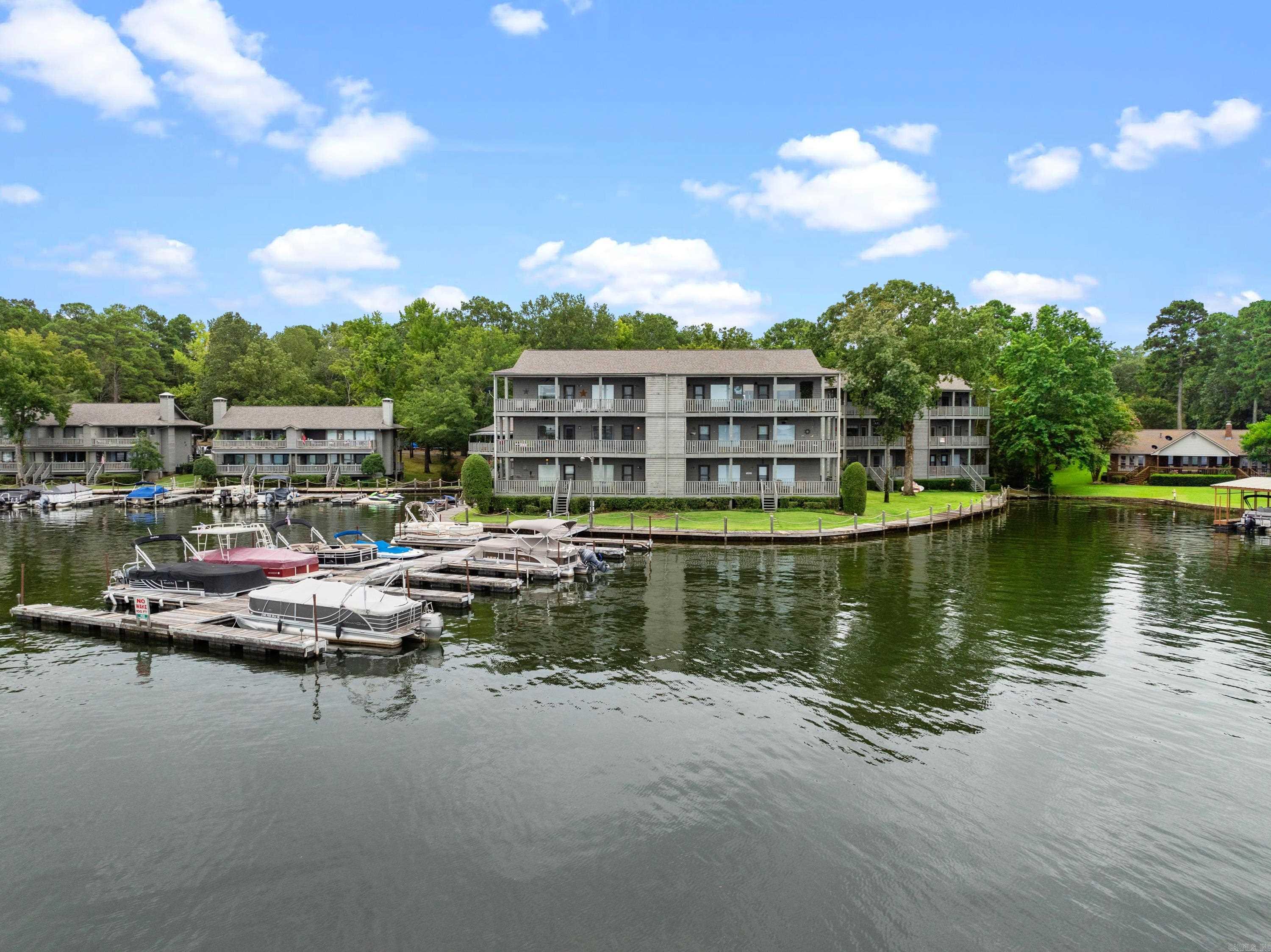 400  Farr Shores  Hot Springs, AR