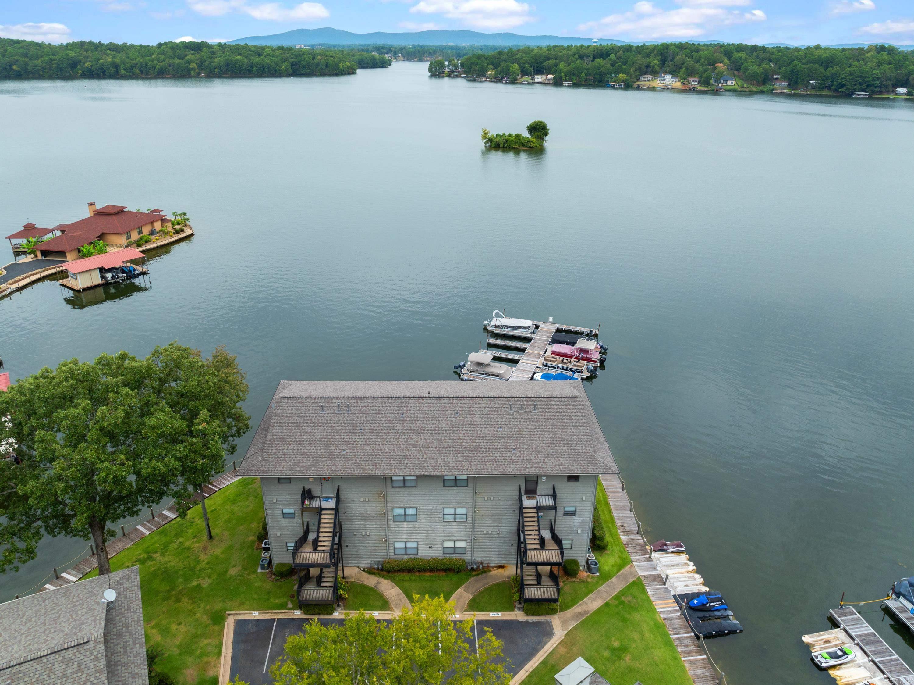 400  Farr Shores  Hot Springs, AR