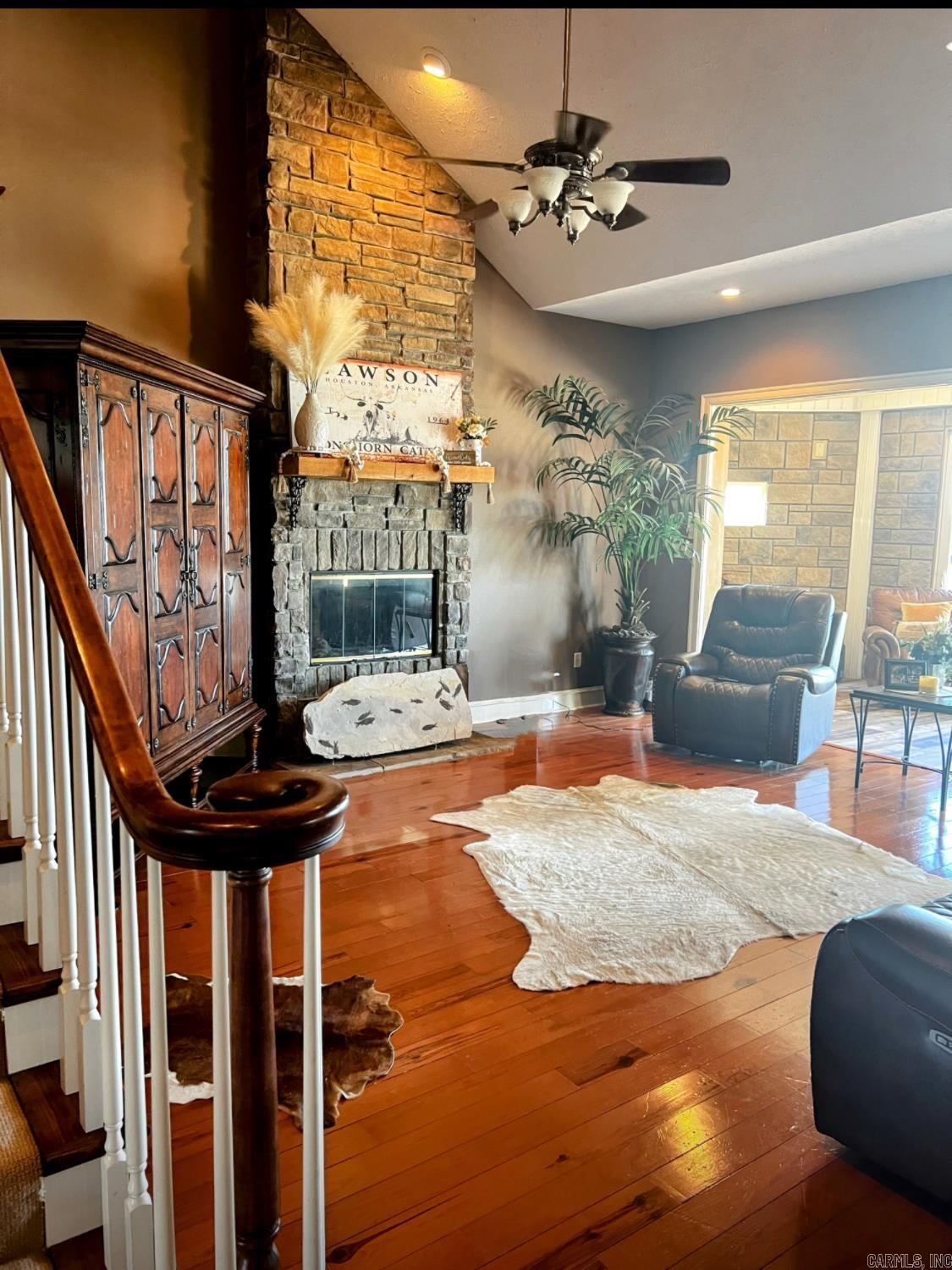 1066  Stony Point  Houston, AR