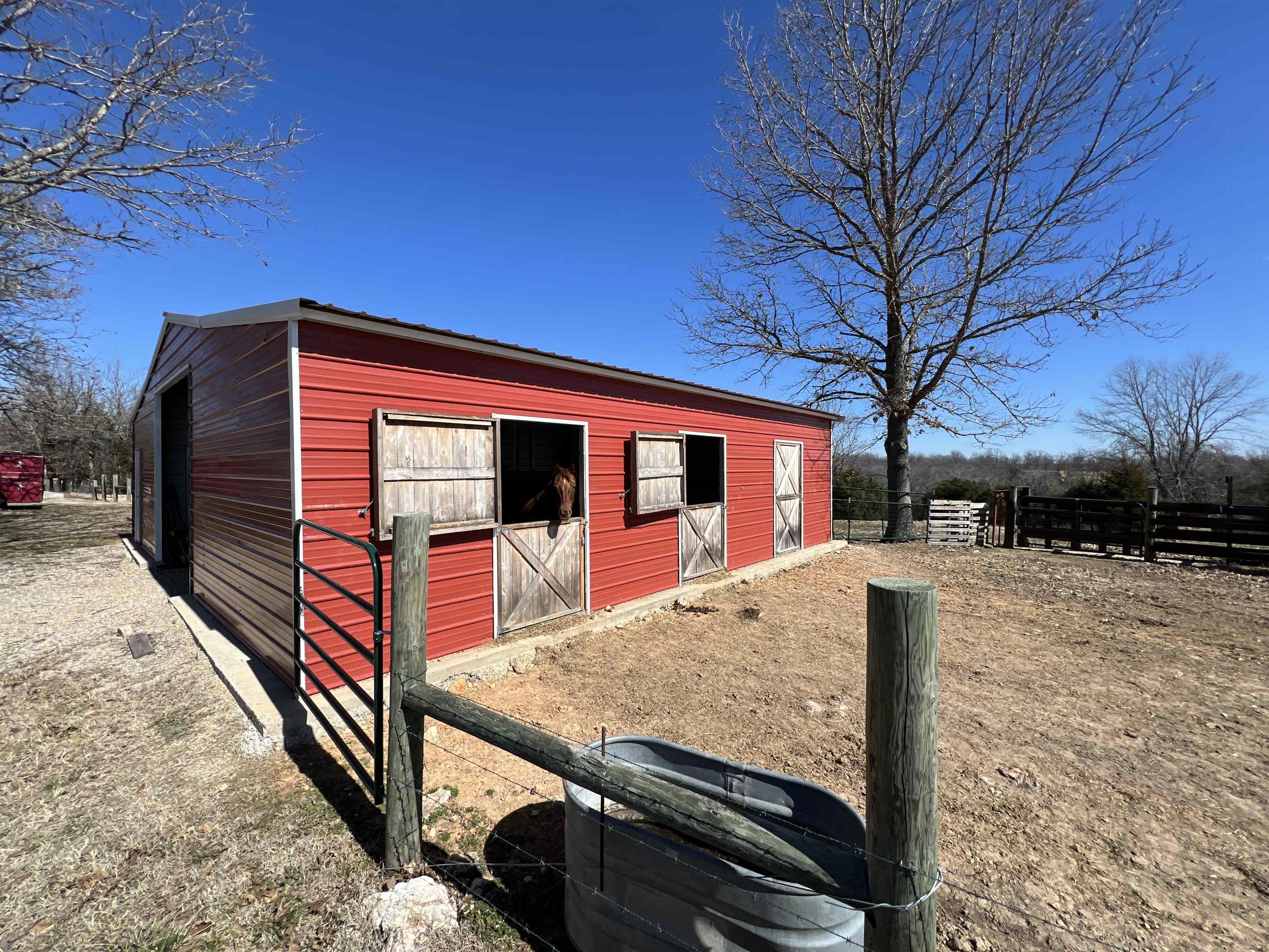 5048  HWY 289 North  Ash Flat, AR