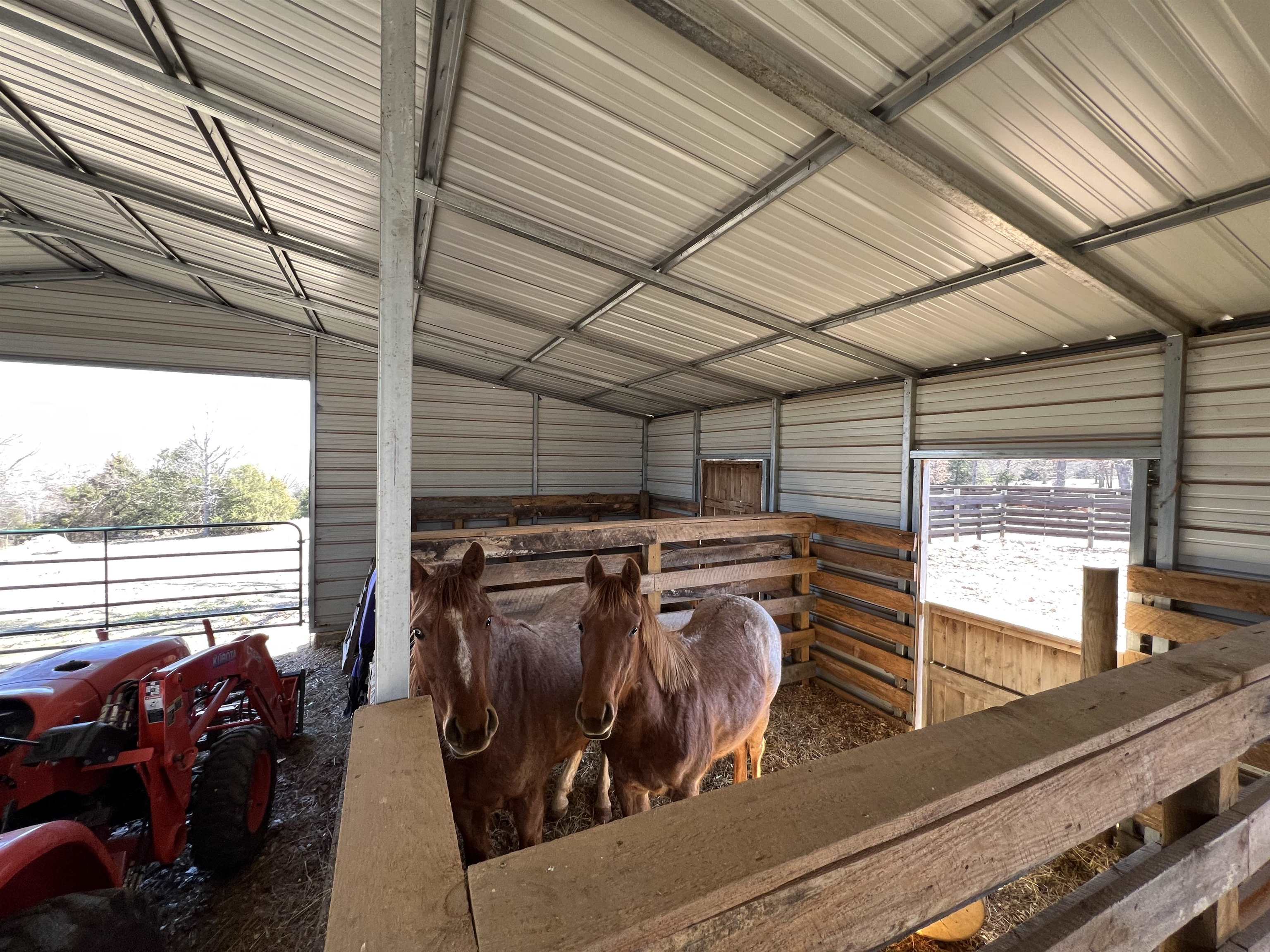 5048  HWY 289 North  Ash Flat, AR