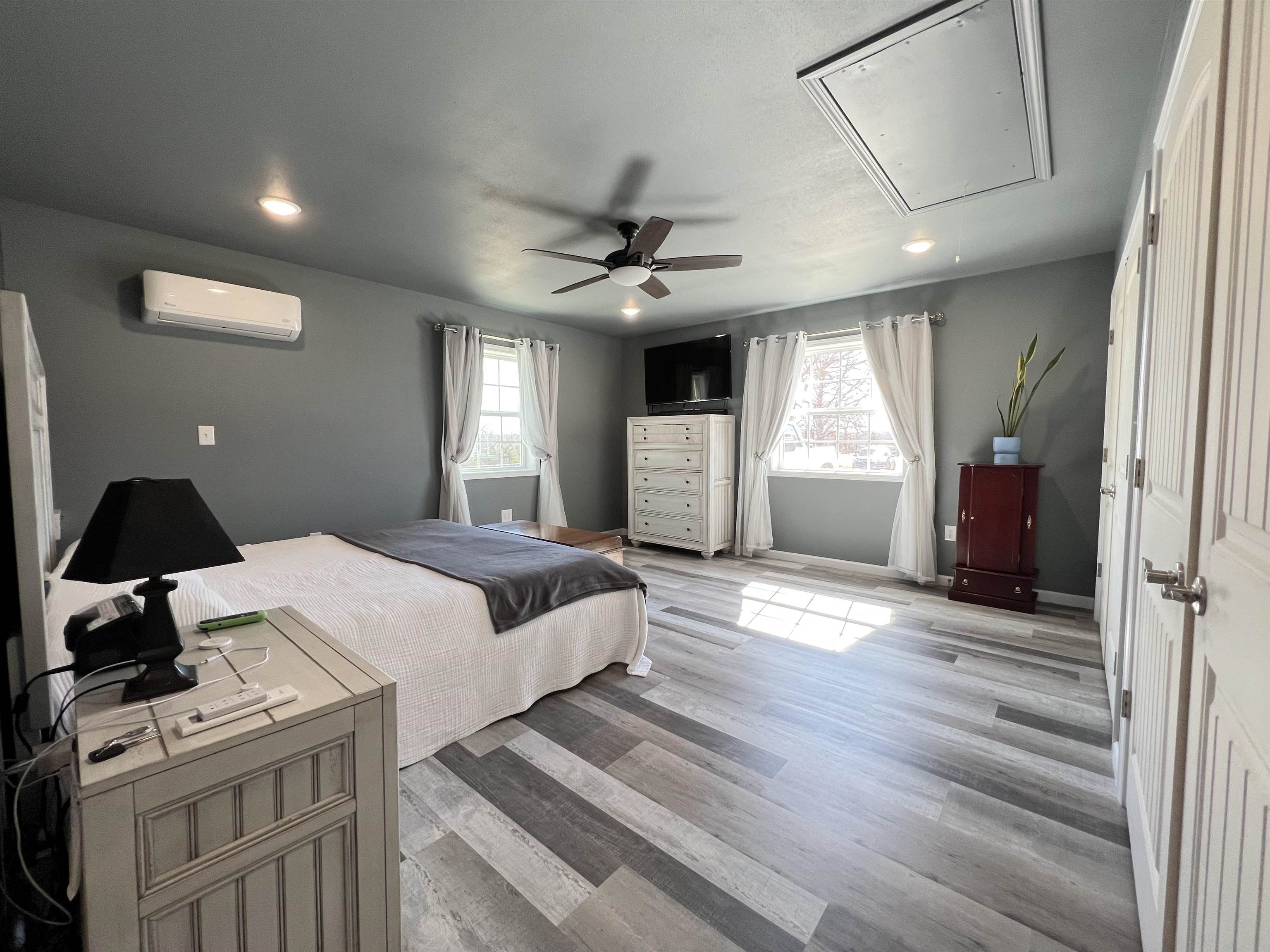 5048  HWY 289 North  Ash Flat, AR