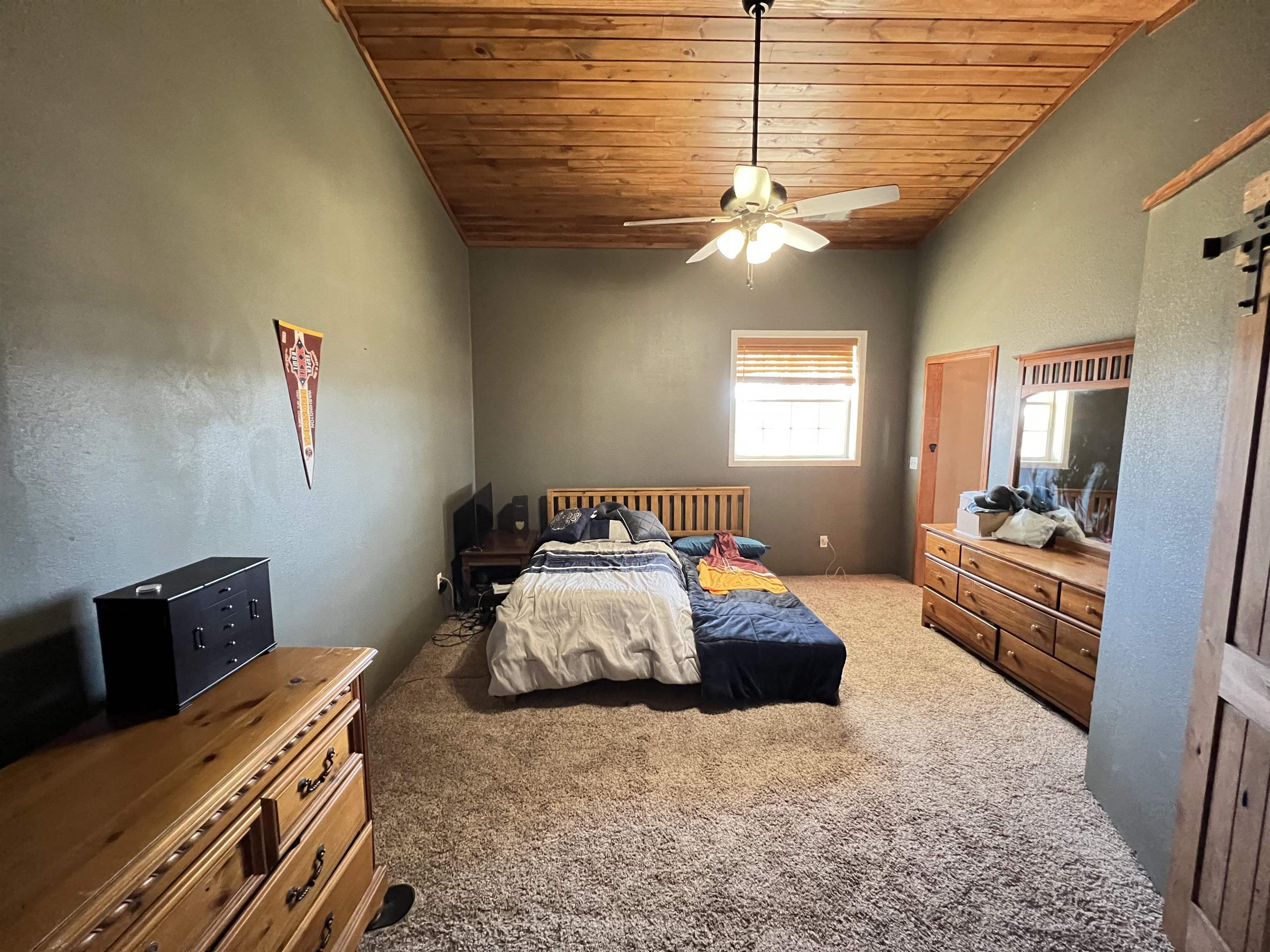 5048  HWY 289 North  Ash Flat, AR