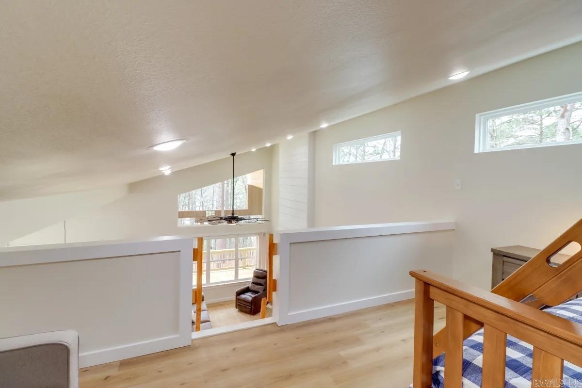 272  Highland  Tumbling Shoals, AR