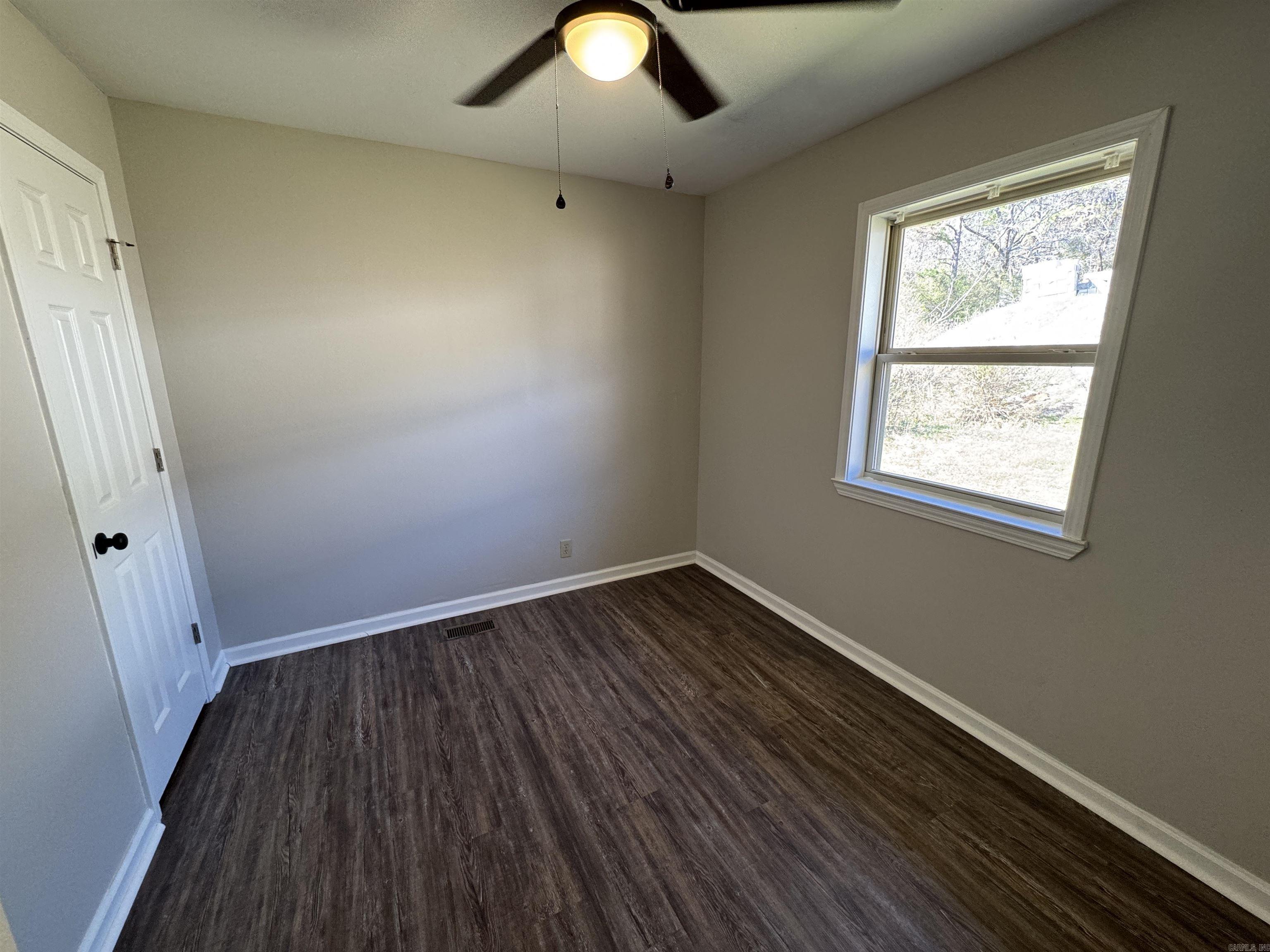 1104 W Main  Heber Springs, AR