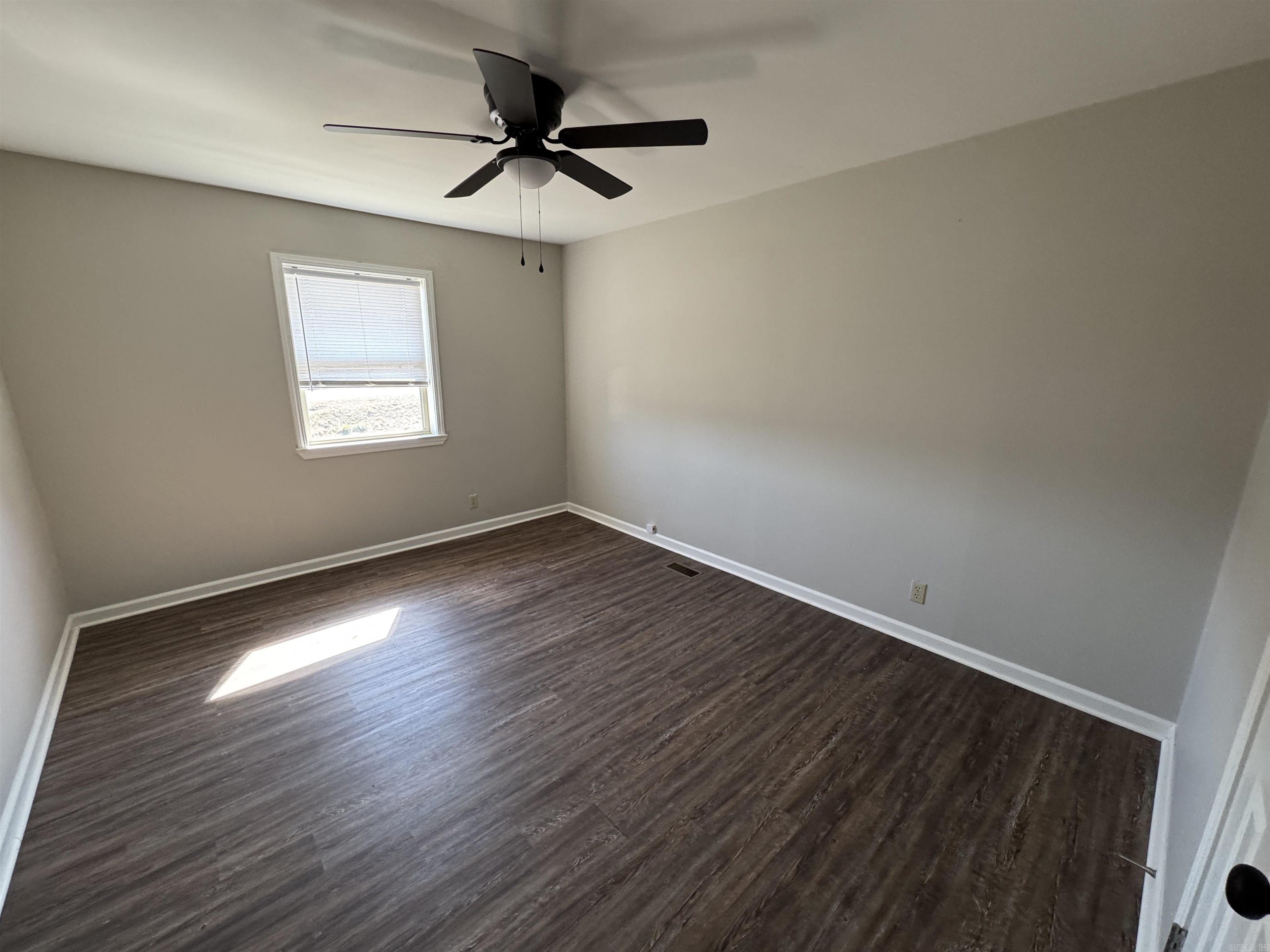 1104 W Main  Heber Springs, AR