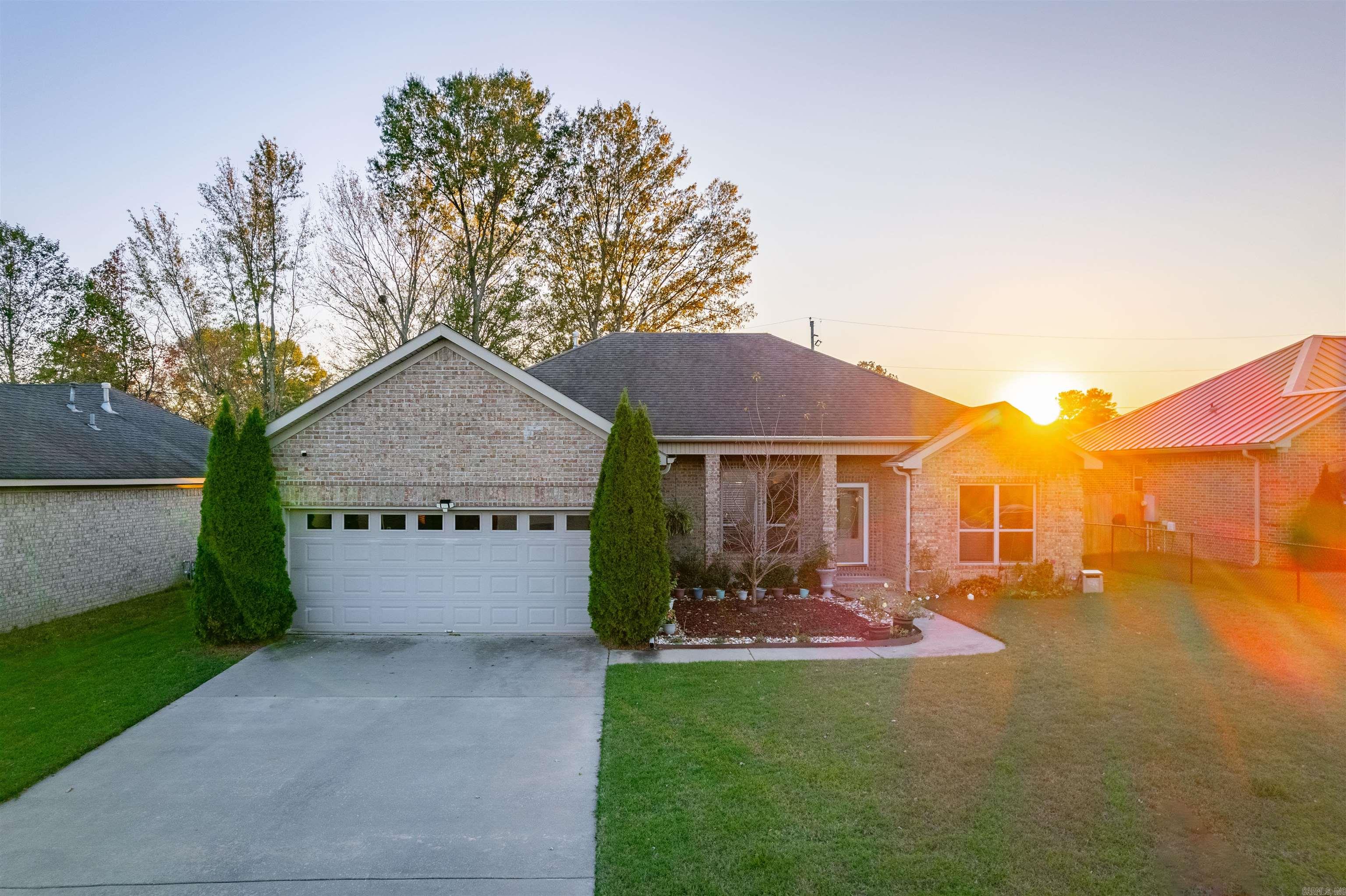 1213  Mesquite  Jacksonville, AR