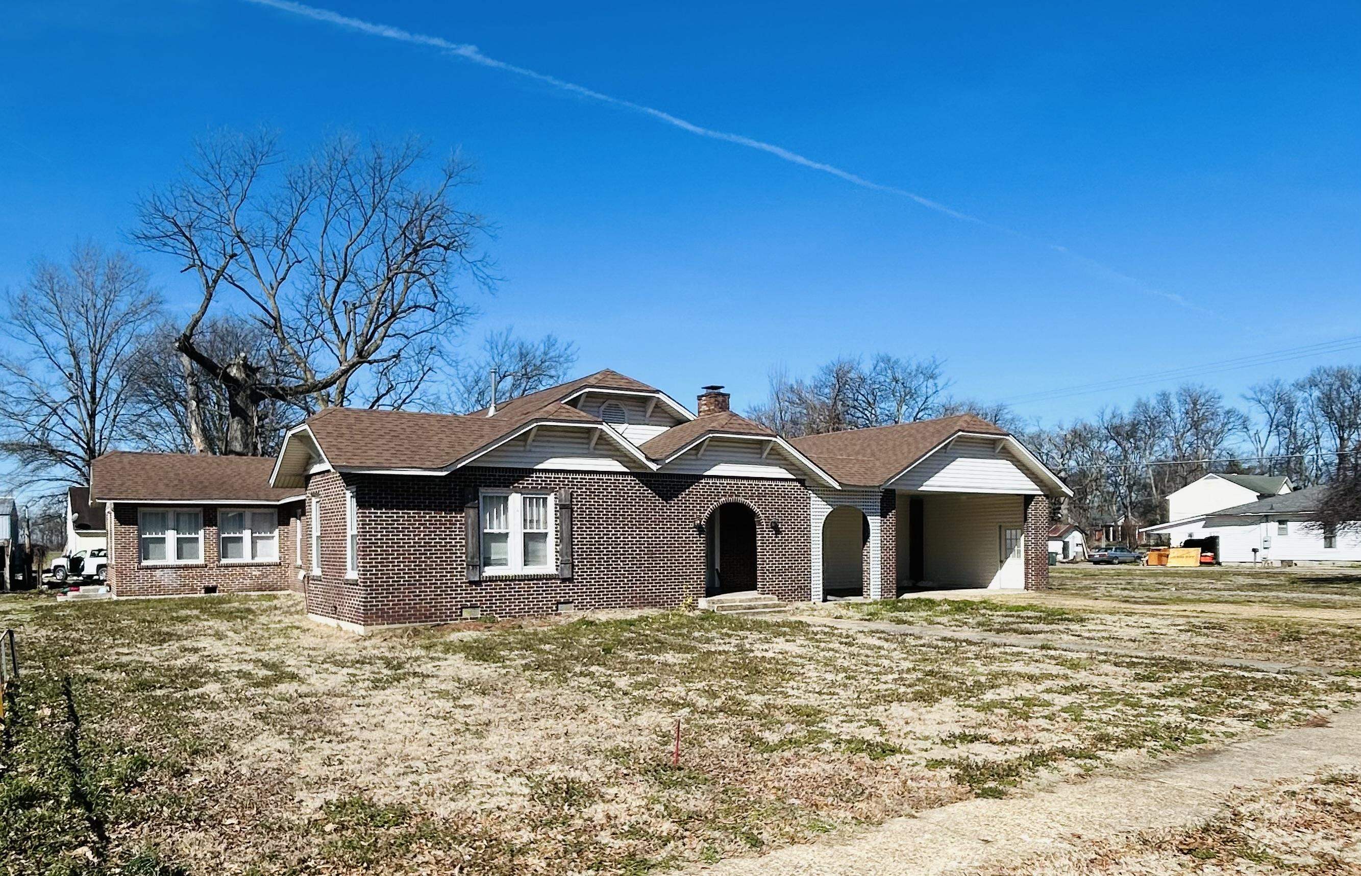249 S Main  Tyronza, AR