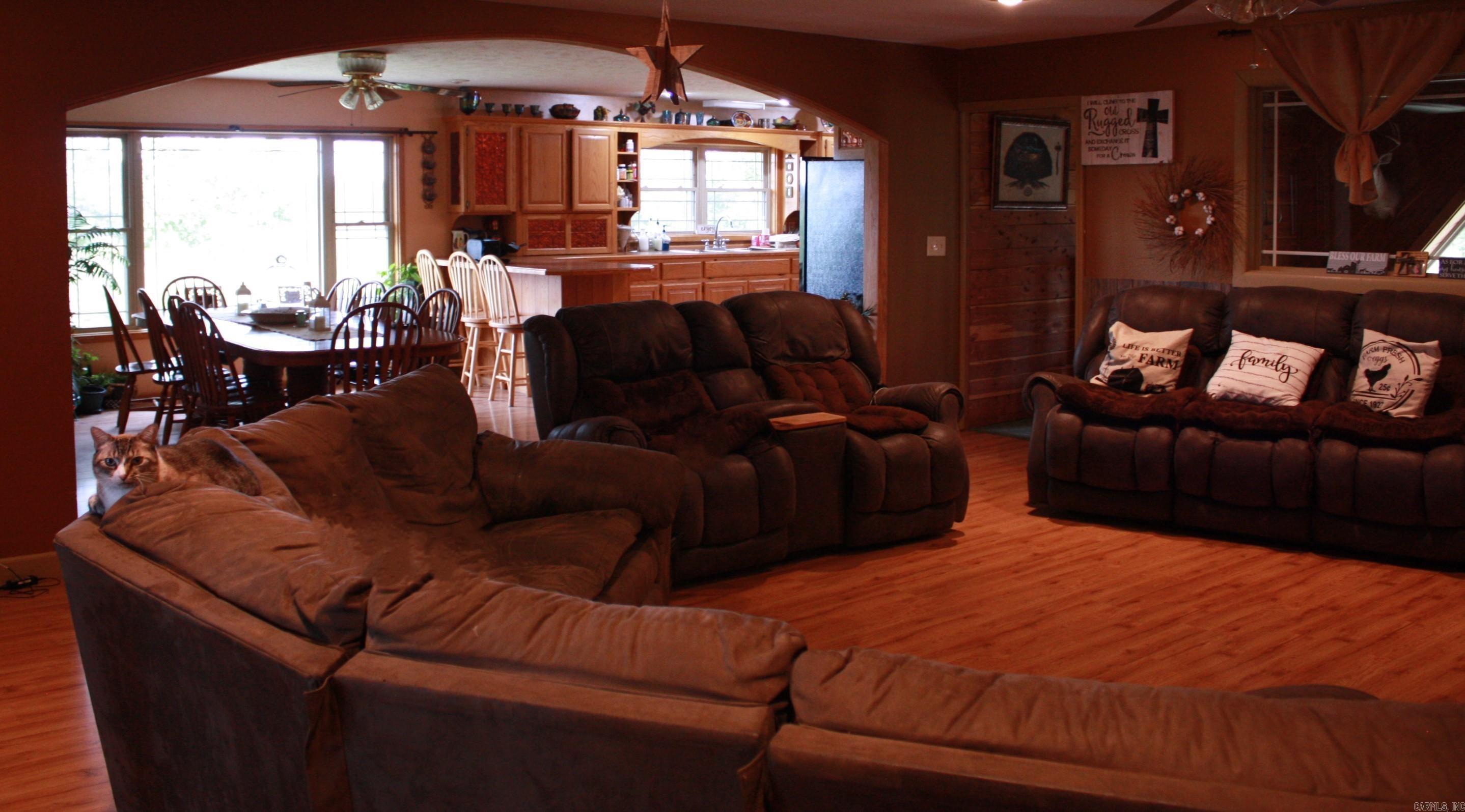 708  Kid Phillips Rd  Marshall, AR