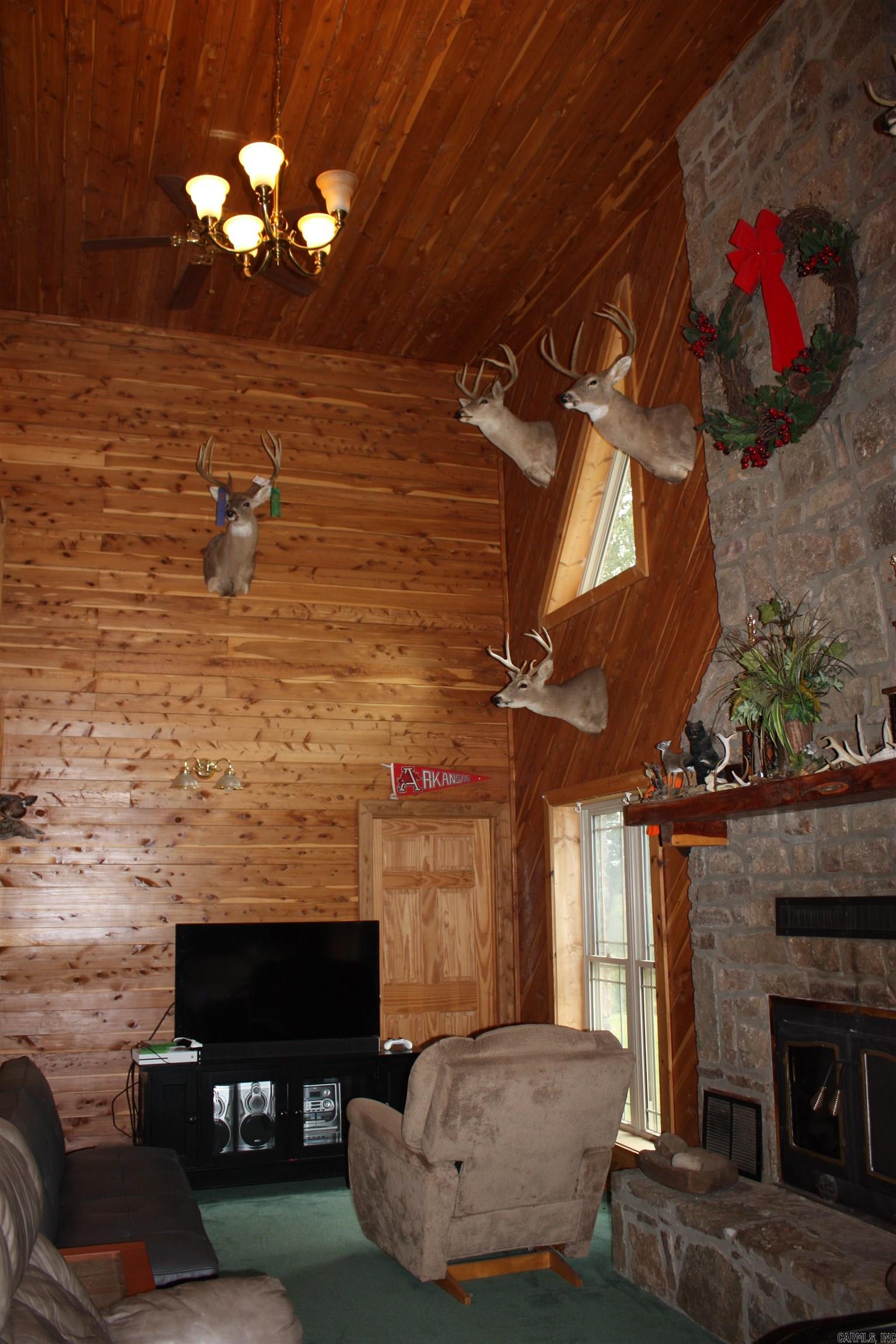 708  Kid Phillips Rd  Marshall, AR