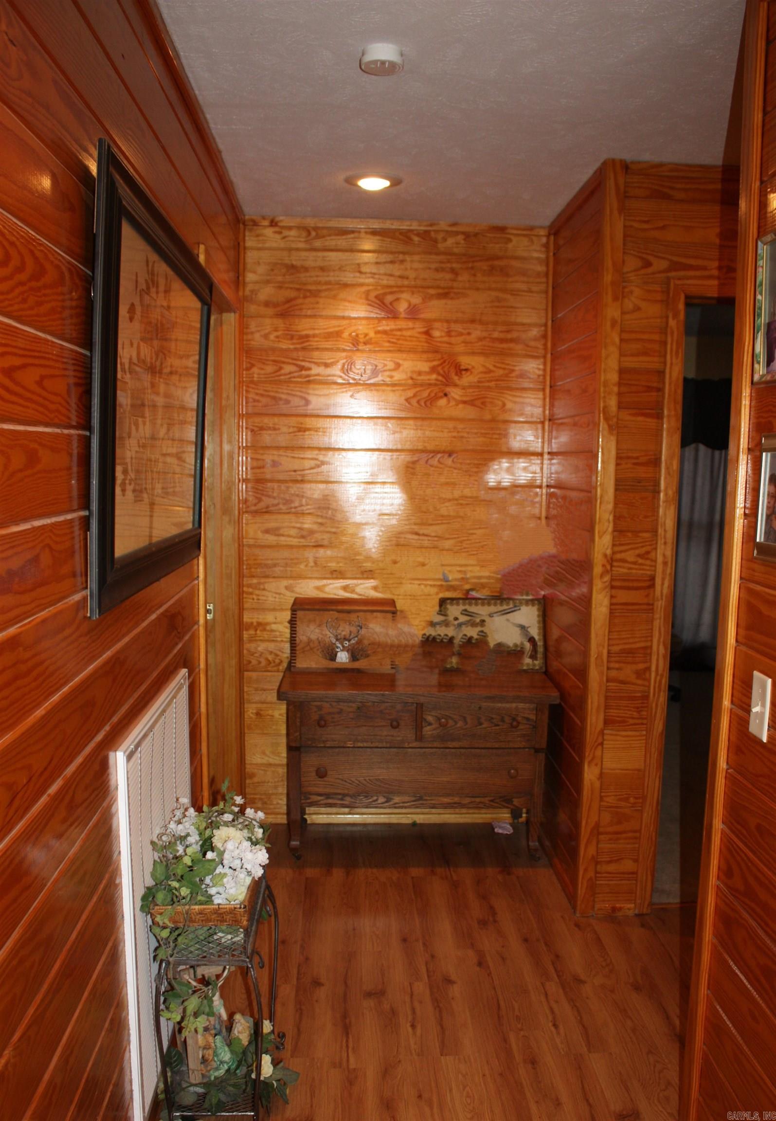 708  Kid Phillips Rd  Marshall, AR