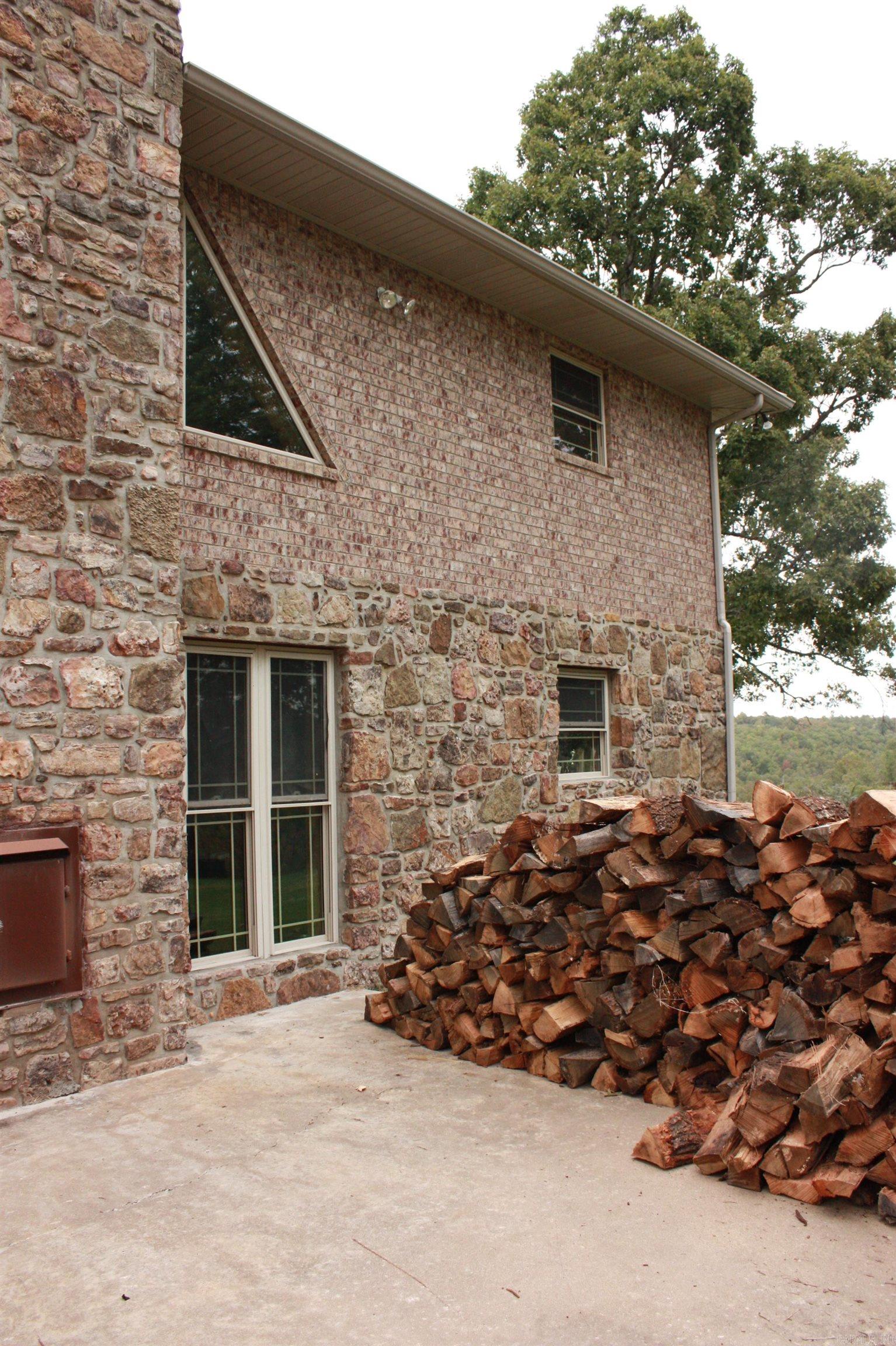 708  Kid Phillips Rd  Marshall, AR