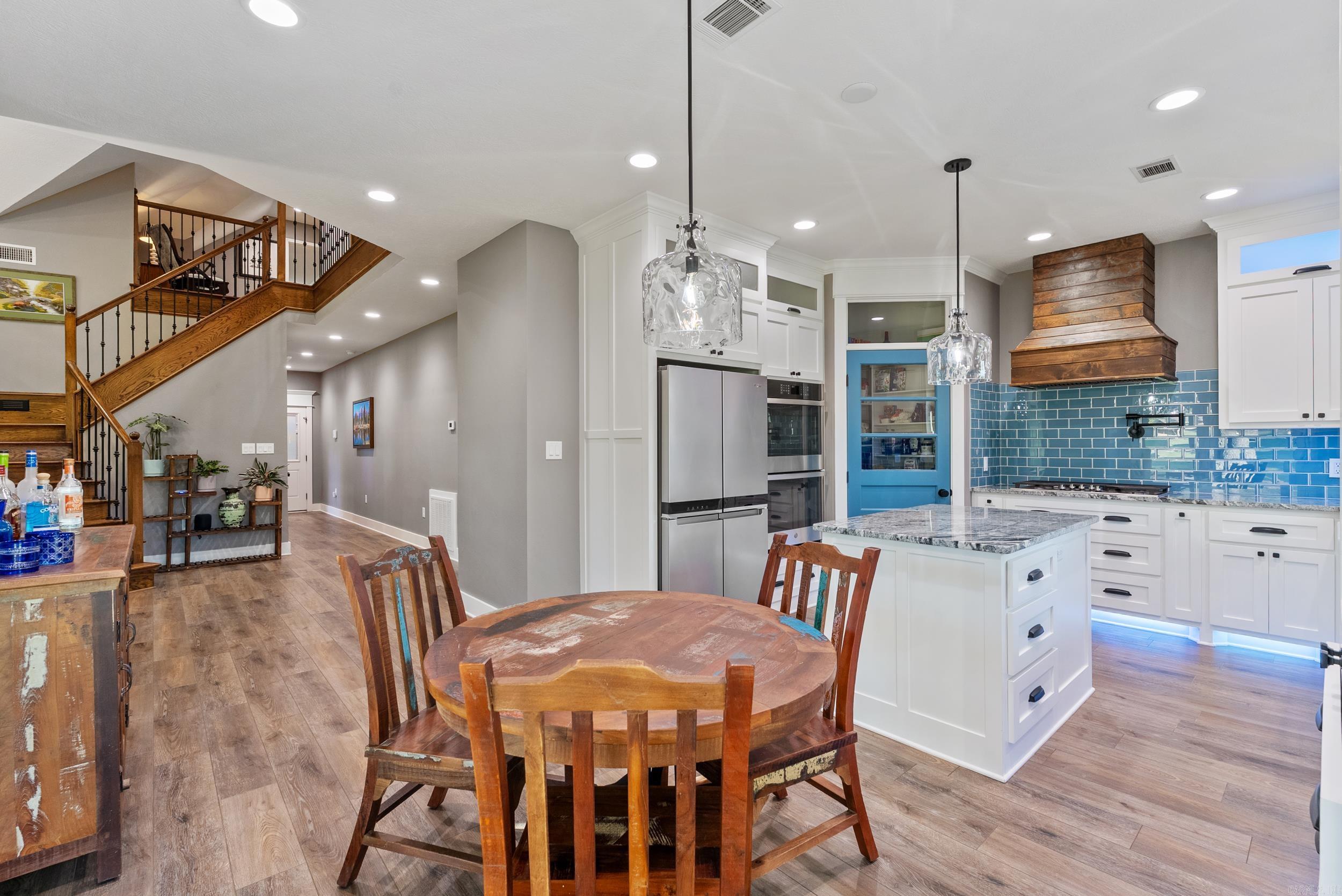11  Hillside  Greenbrier, AR