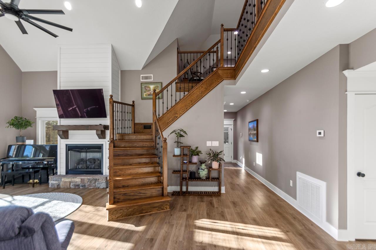 11  Hillside  Greenbrier, AR