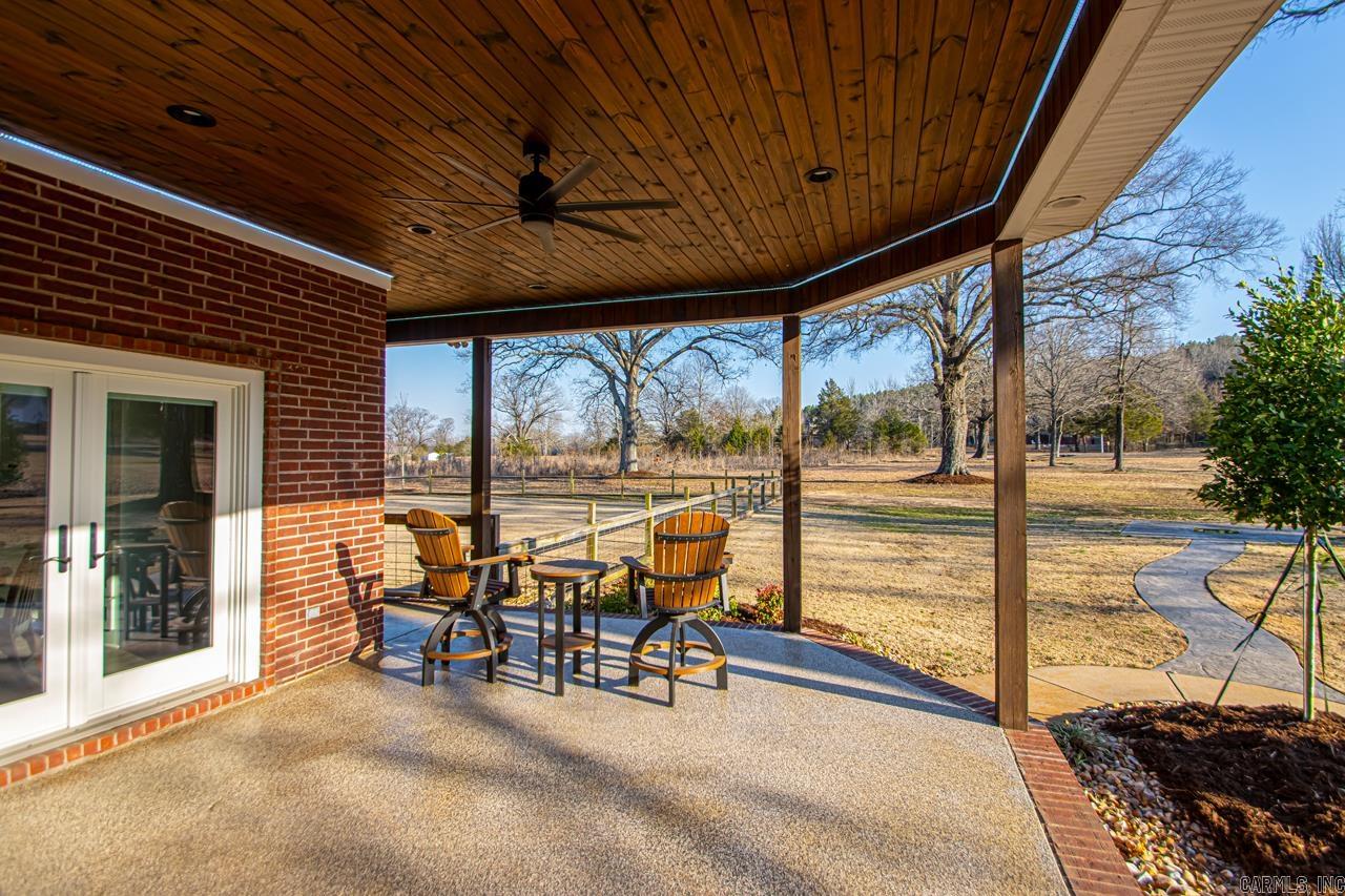 11  Hillside  Greenbrier, AR