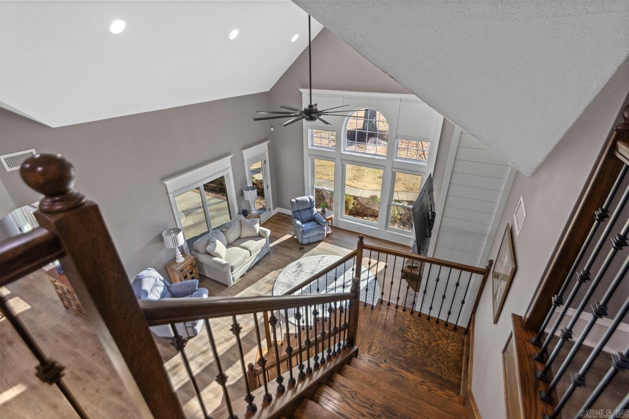 11  Hillside  Greenbrier, AR