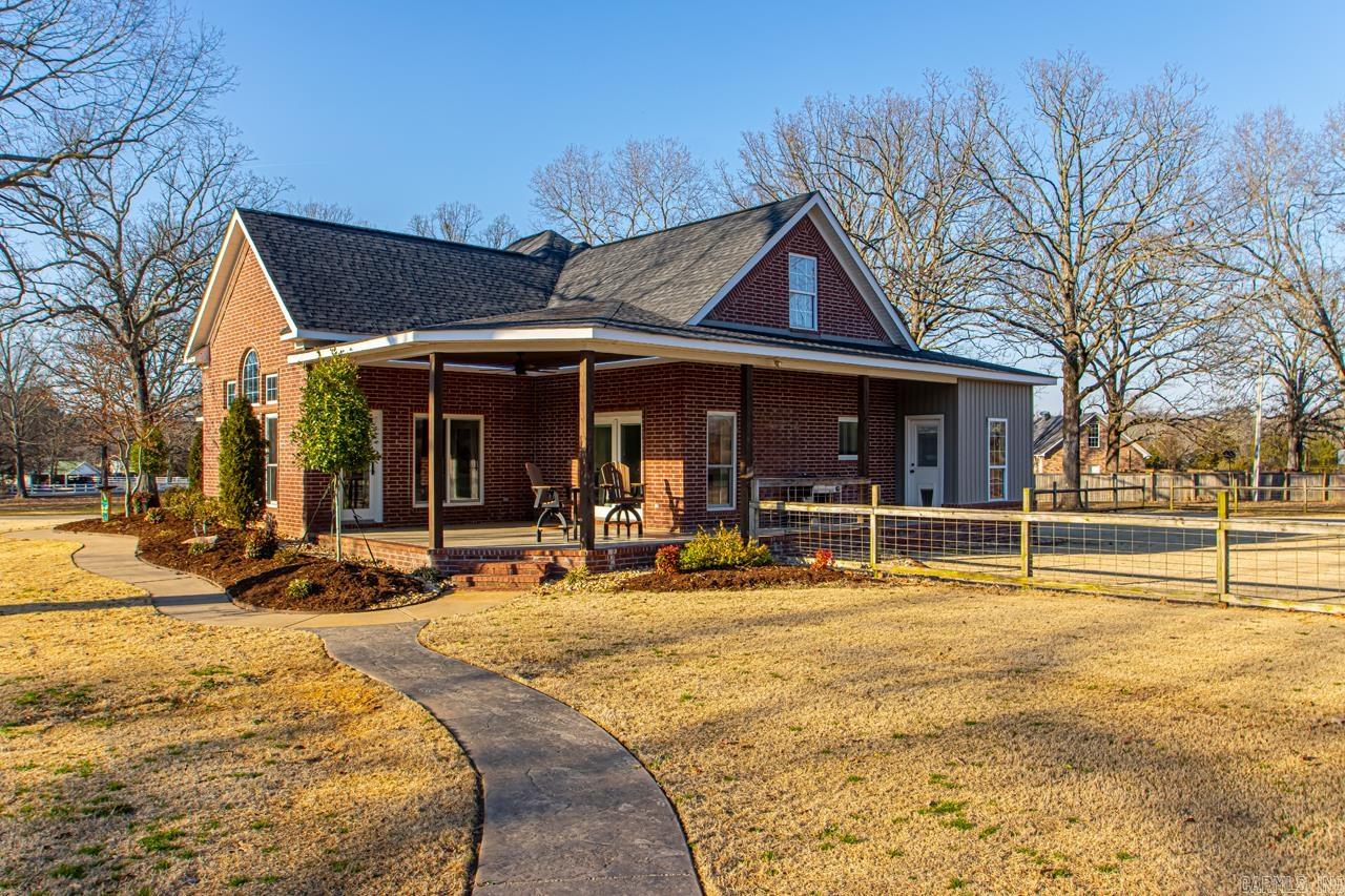 11  Hillside  Greenbrier, AR