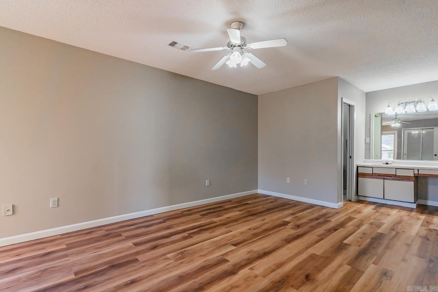 2117  Browns H-1  Jonesboro, AR