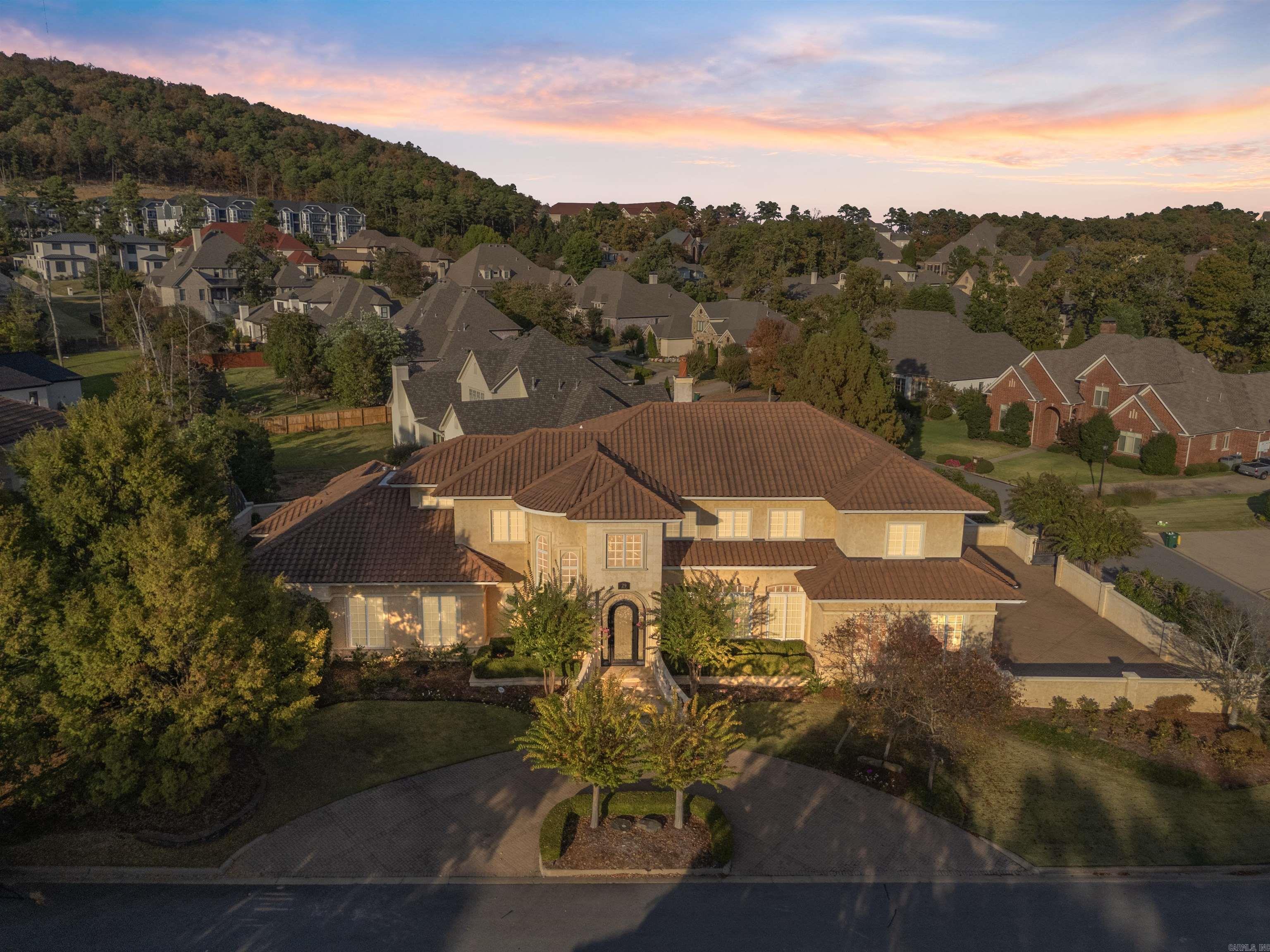 29 Deauville Circle