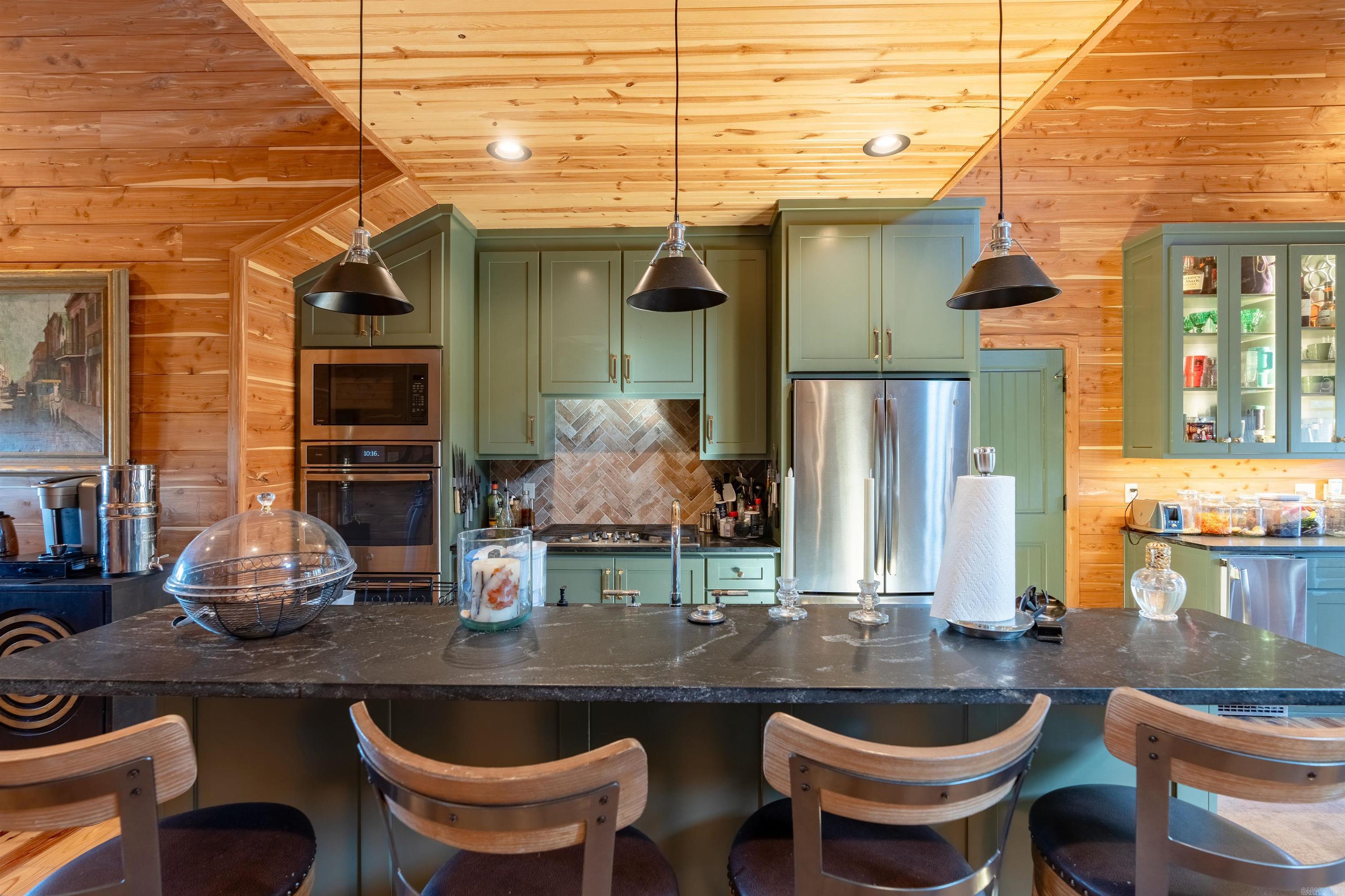 724  Hays  Heber Springs, AR