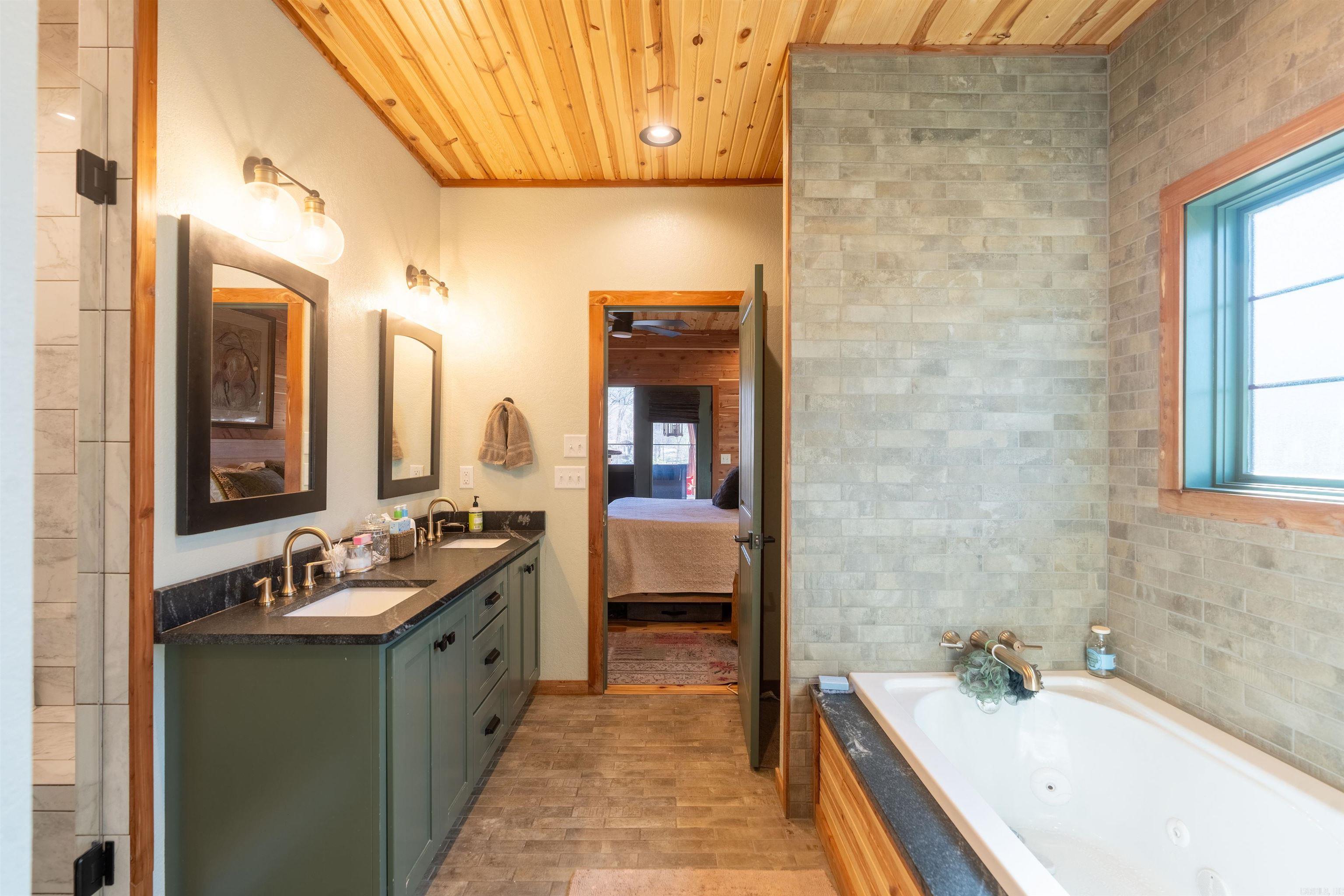 724  Hays  Heber Springs, AR